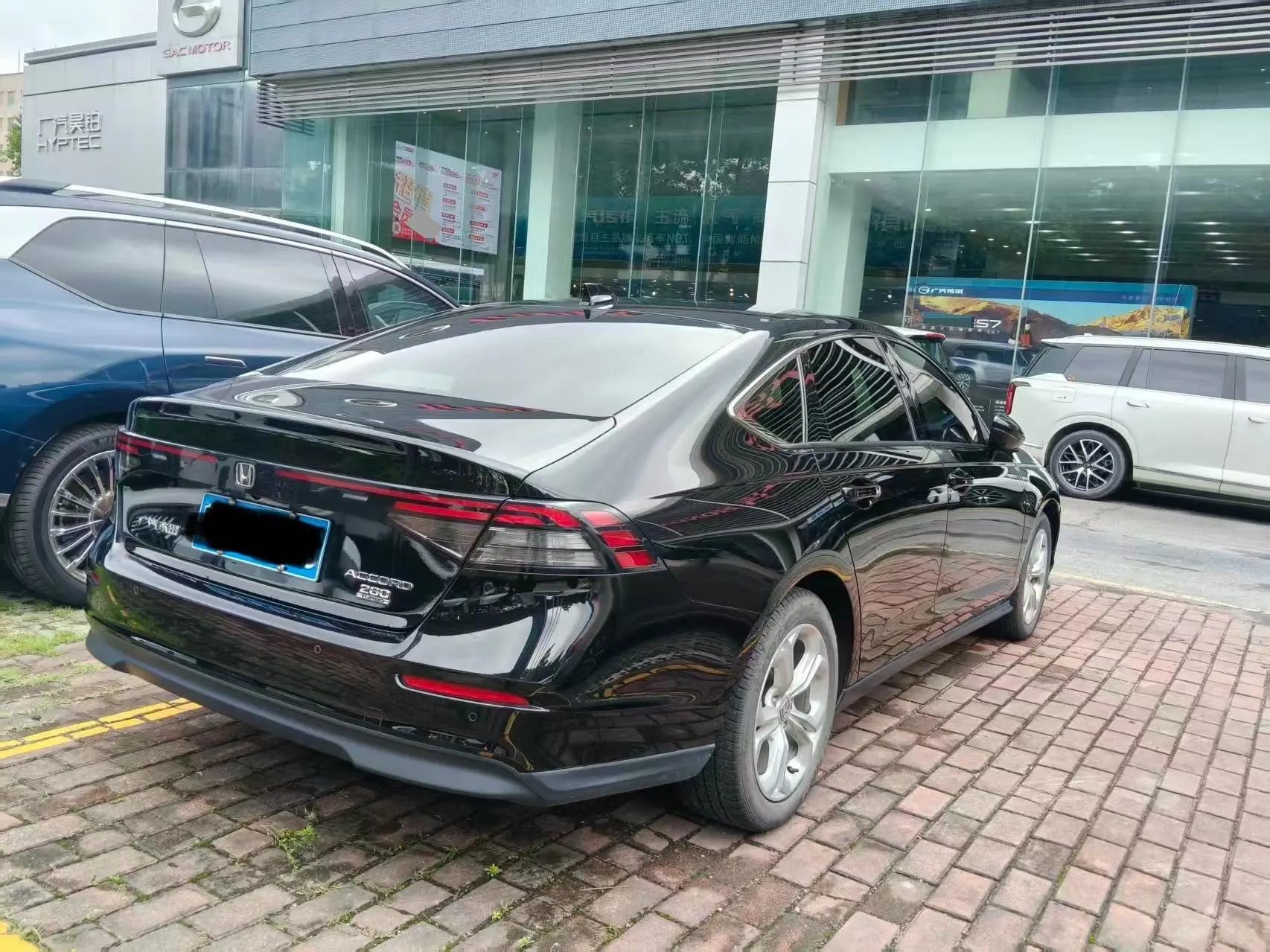 Honda 2023 11th Generation Accord 1.5T CVT 260TURBO Luxury Edition Automatic 4