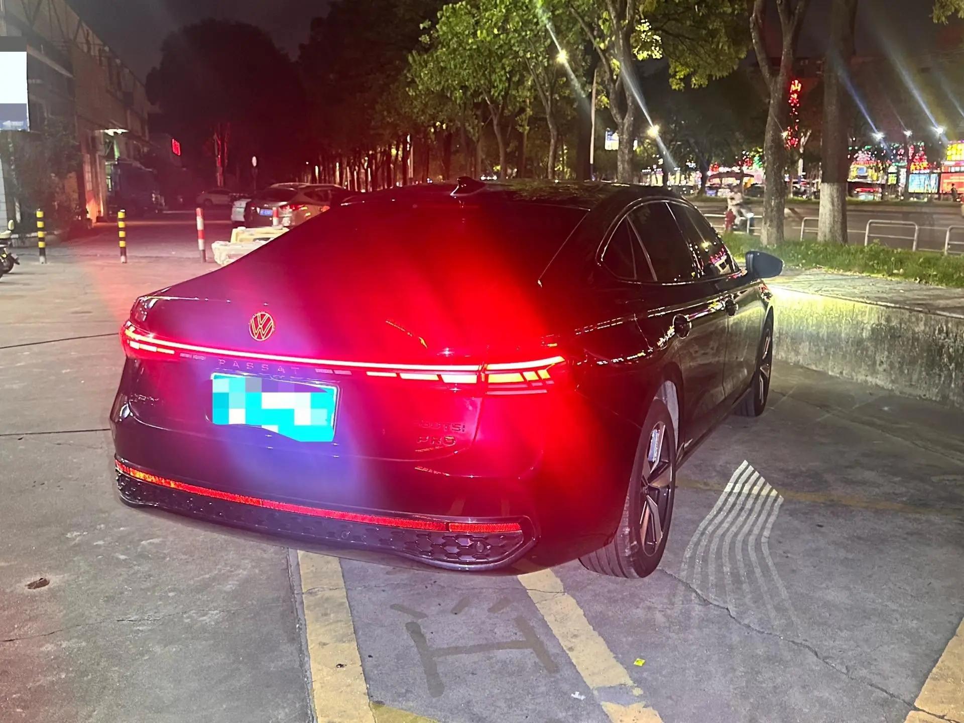 Volkswagen 2026 Passat Pro 2.0TSI 380TSI Star Dragon Edition Automatic 2