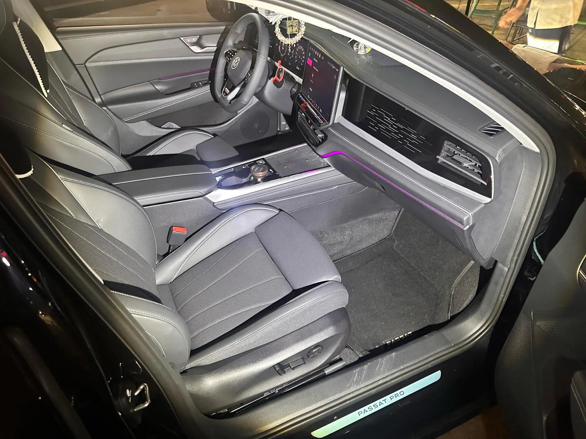 Volkswagen 2026 Passat Pro 2.0TSI 380TSI Star Dragon Edition Automatic 4