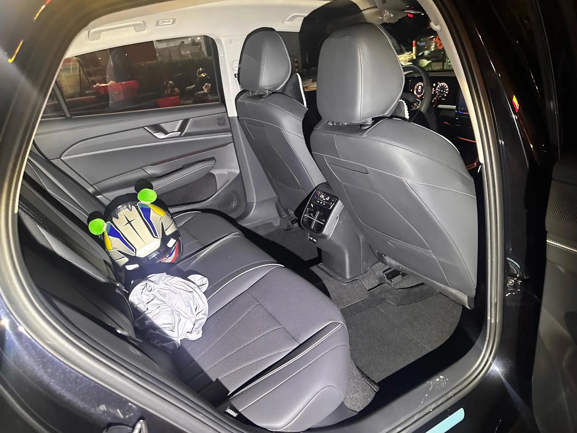 Volkswagen 2026 Passat Pro 2.0TSI 380TSI Star Dragon Edition Automatic 5