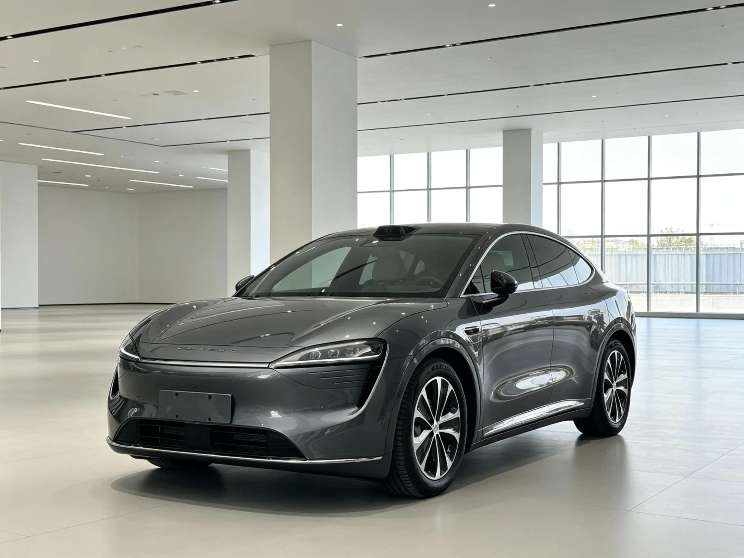 Открыть галерею: Intellectual 2025 R 7 251km Max Automatic Gear