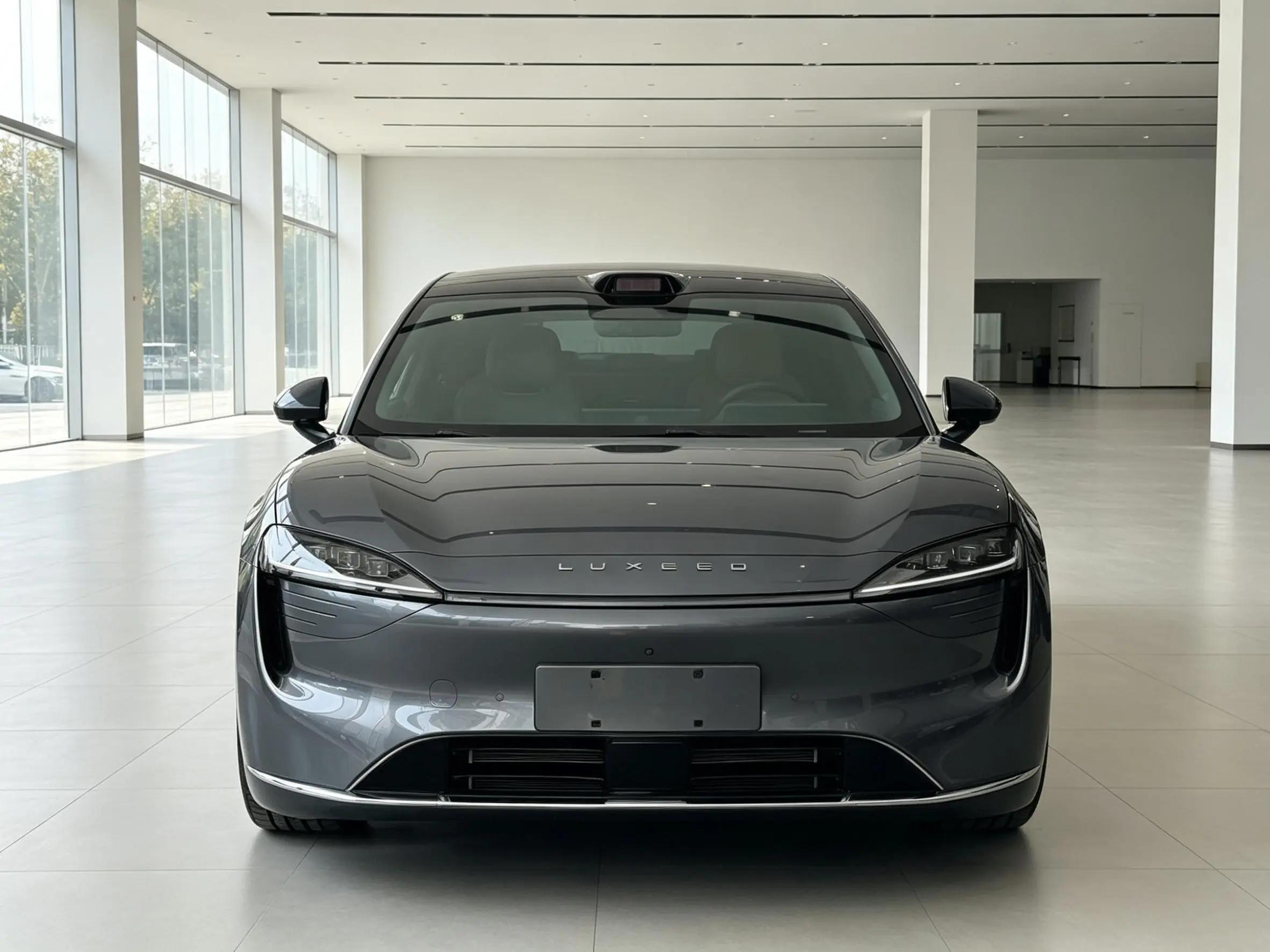 Intellectual 2025 R 7 251km Max Automatic Gear 2