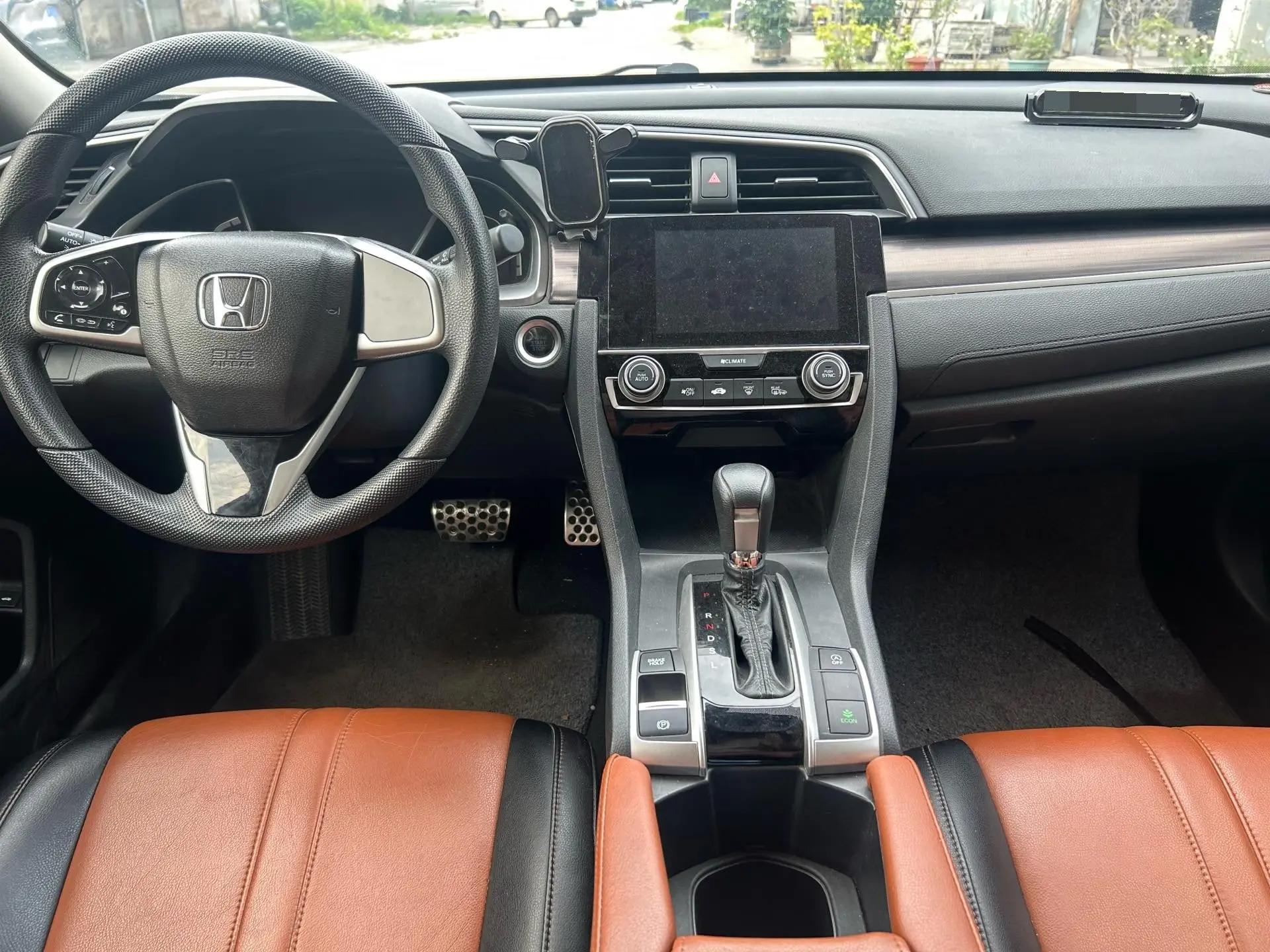 Civic 2019 220TURBO CVT Combustion Edition National V 4