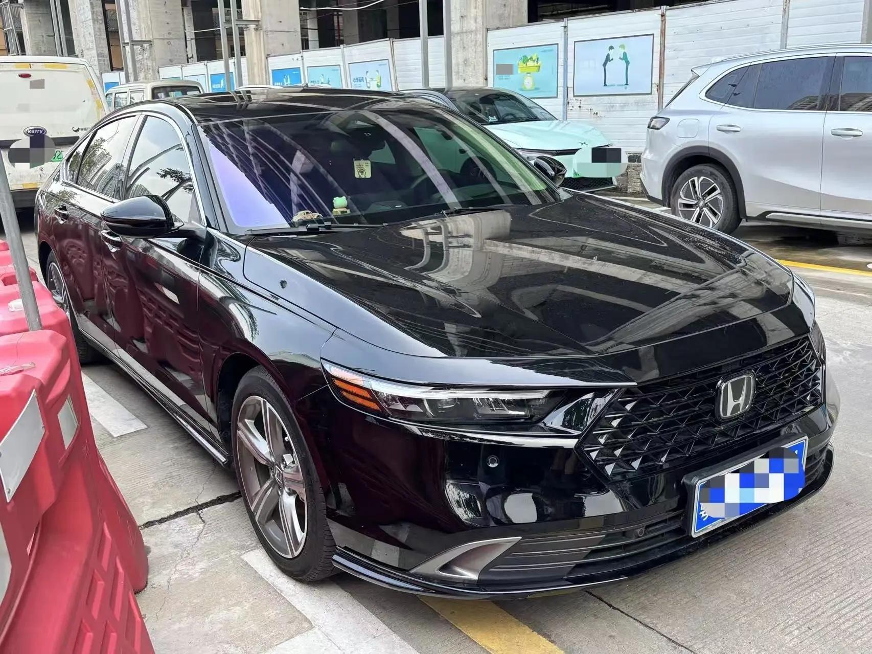 Honda 2023 11th Generation Accord 1.5T CVT 260TURBO Elite Edition Automatic 3