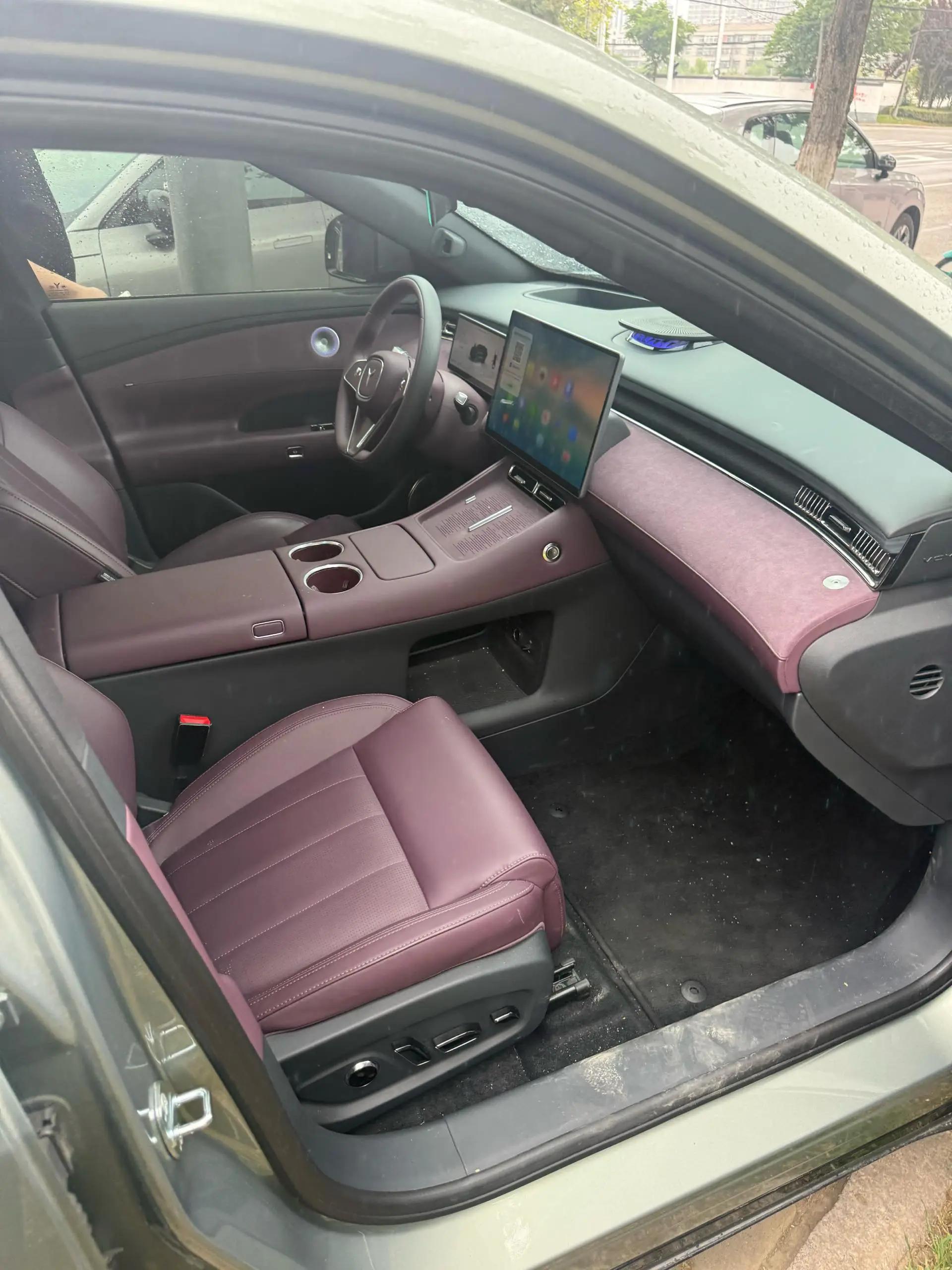 Voyah 2025 FREE Rear Drive Dry Kun Edition Automatic Gear 2