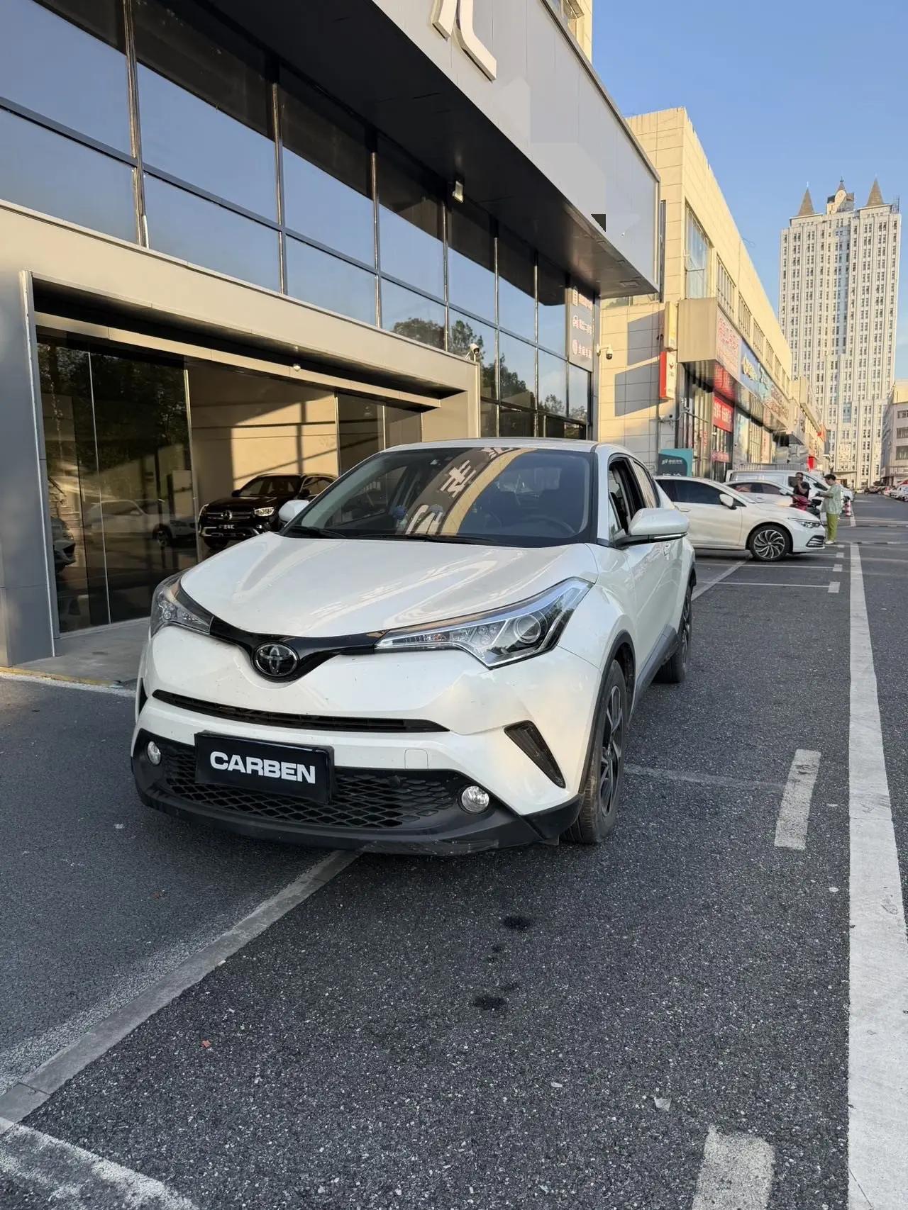 Toyota C- HR 2020 2.0L Leading Edition