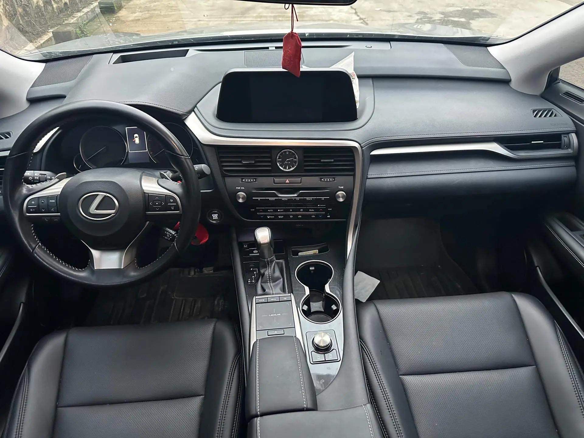 Lexus RX 2020 facelift 15000.00g Drive Elite Edition 8