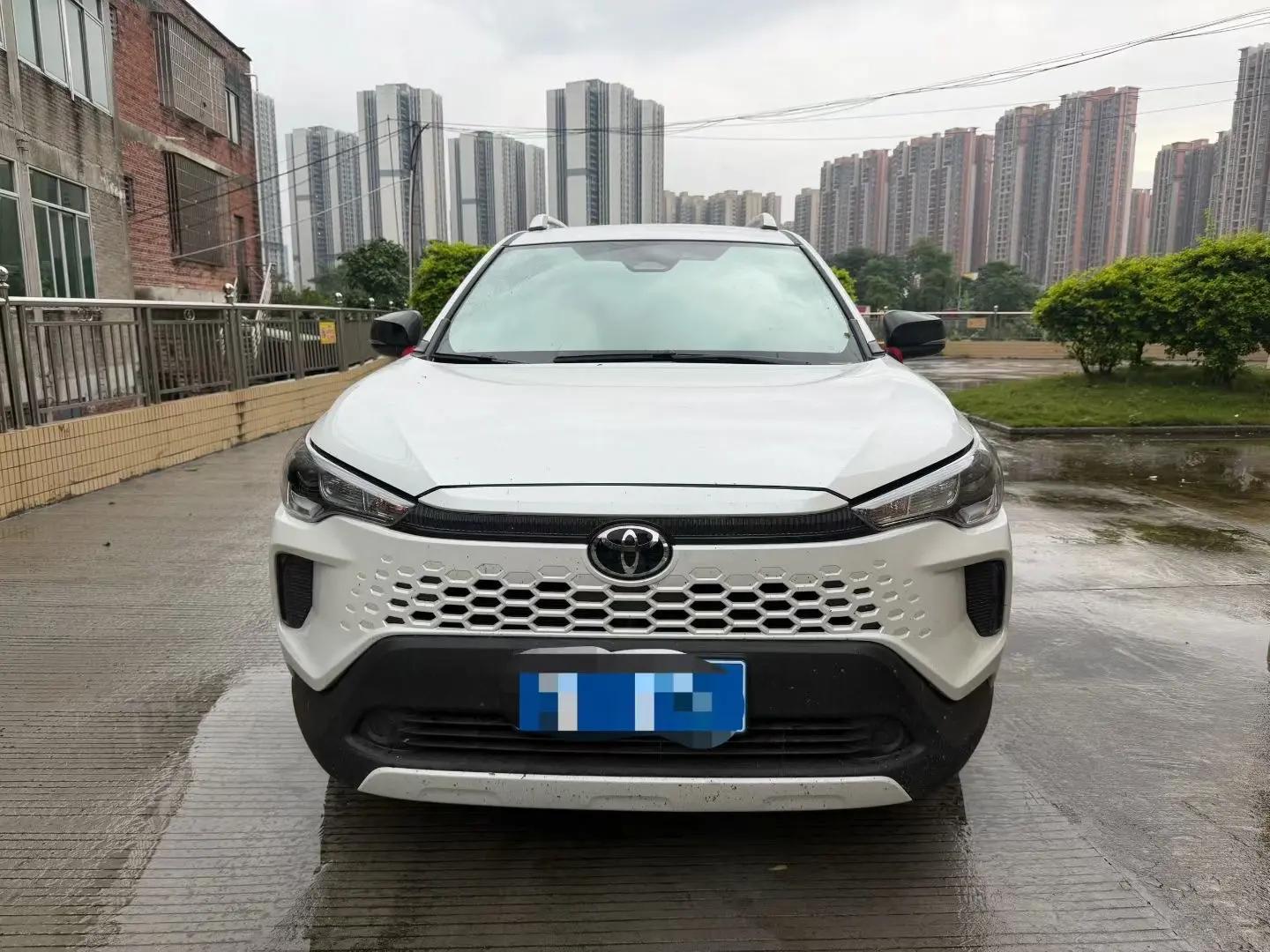 Toyota 2024 Corolla Sharp 2.0 Stepless Pioneer Edition Automatic Gear 2
