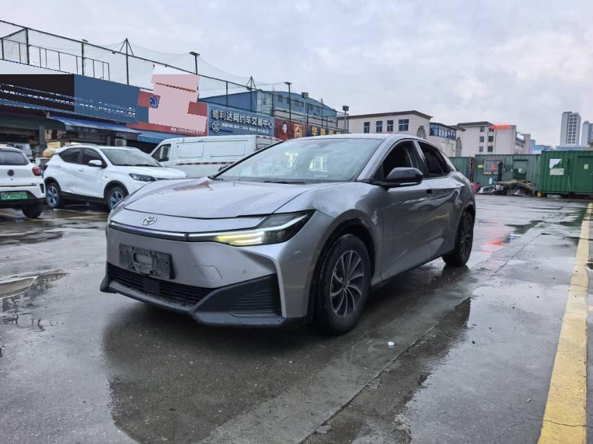 Toyota bZ3 2023 135kW basic model