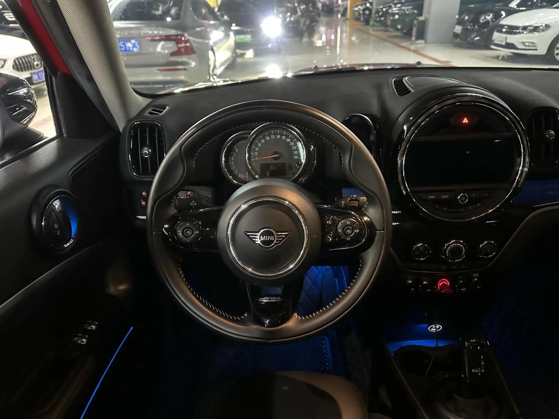 MINI COUNTRYMAN 2019 1.5T COOPER ALL4 Artist Weekend Travel Edition 7