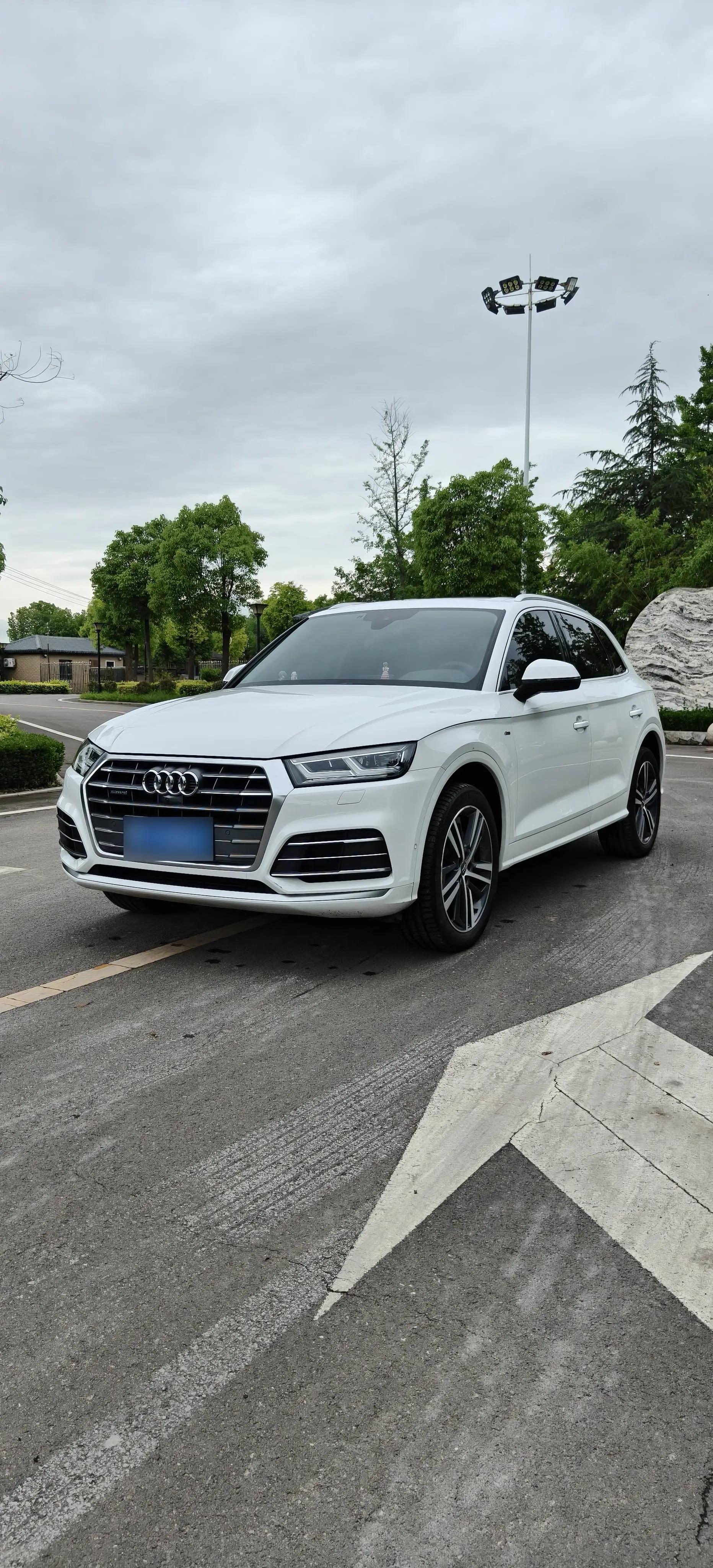 Audi Q5L 2020 45 TFSI exclusive sports