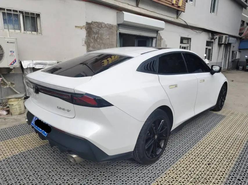 ChangAn 2023 UNI-V 1.5T Prestige Automatic 5
