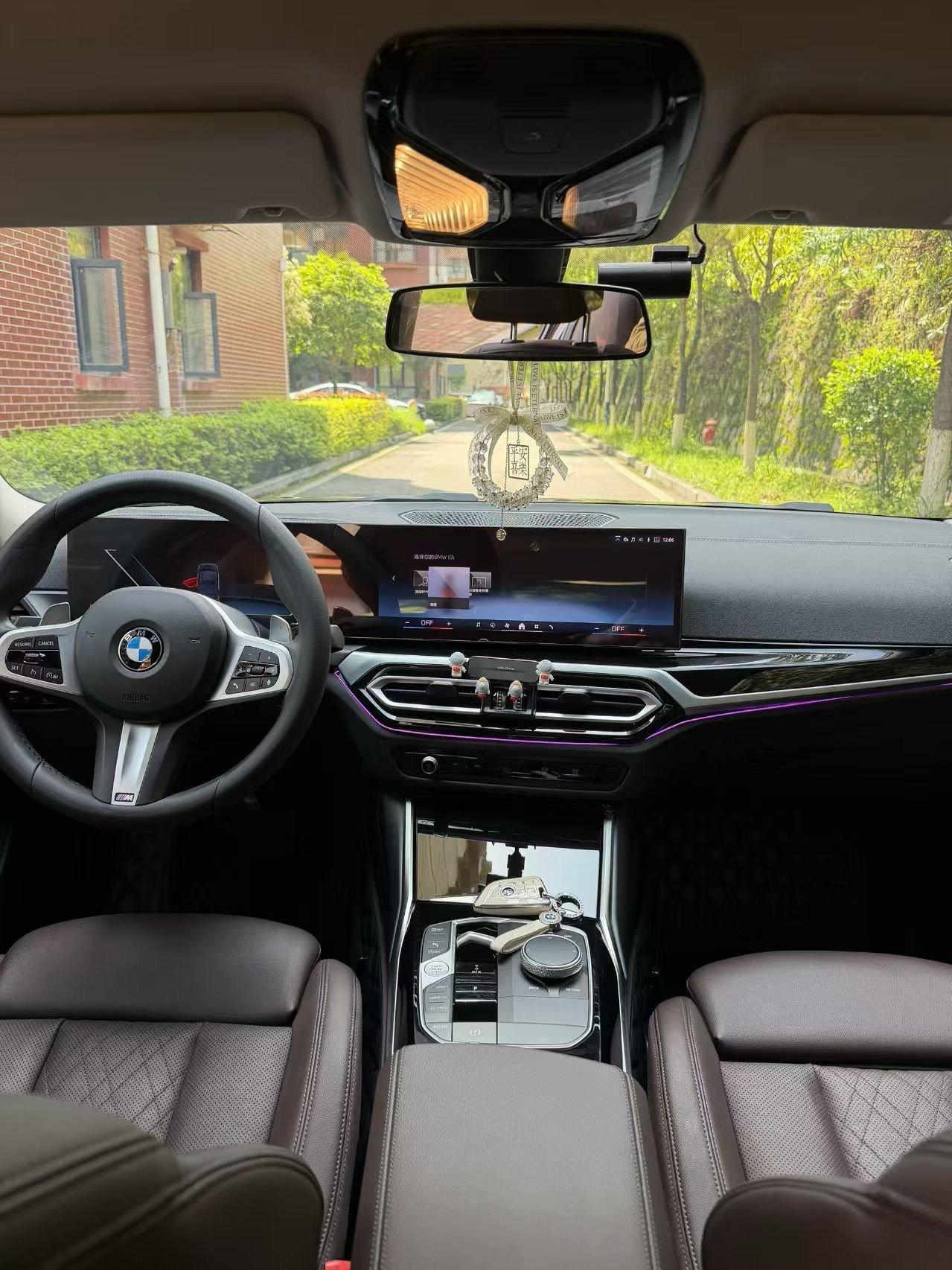 BMW 3 Series 2024 Model 320Li 2.0T M Sport Package Automatic 5