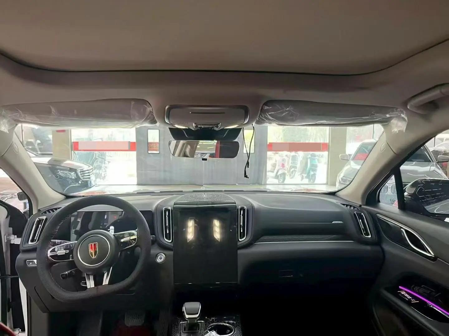 HongQi 2025 HS3 PHEV 1.5T 117km Strong for PLUS Edition Automatic Gear 4