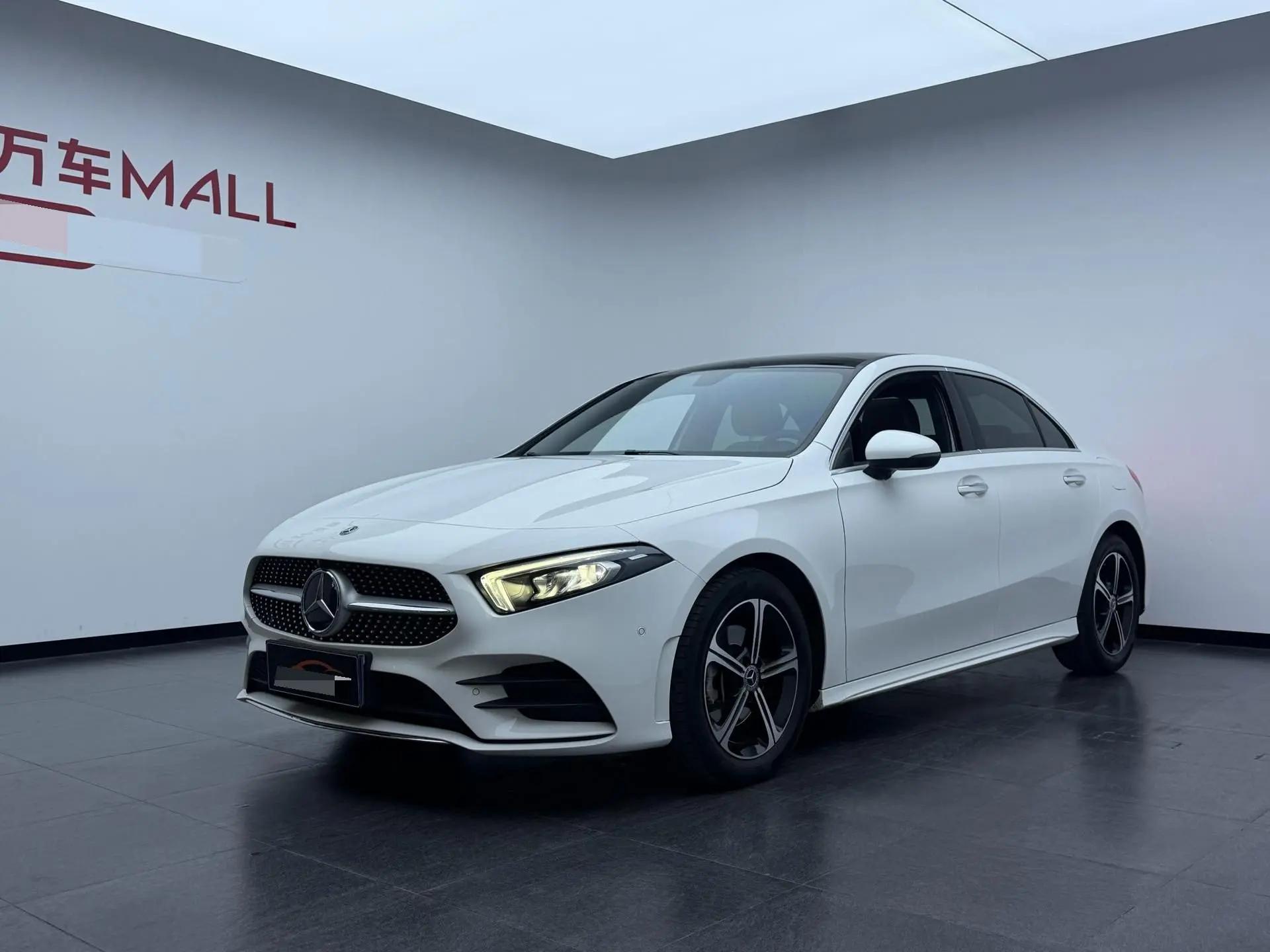 Mercedes Benz Class A 2022 A 200 L Sports Car Fashion Model