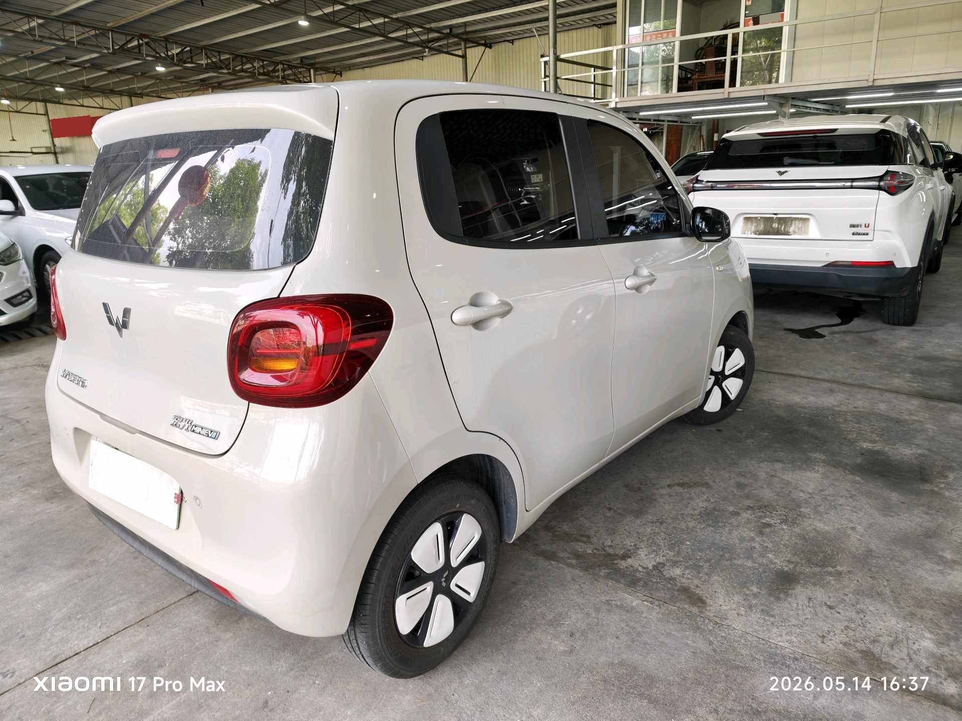 WuLing 2025 HongGuang MINI EV Four-Door Advanced Automatic 6
