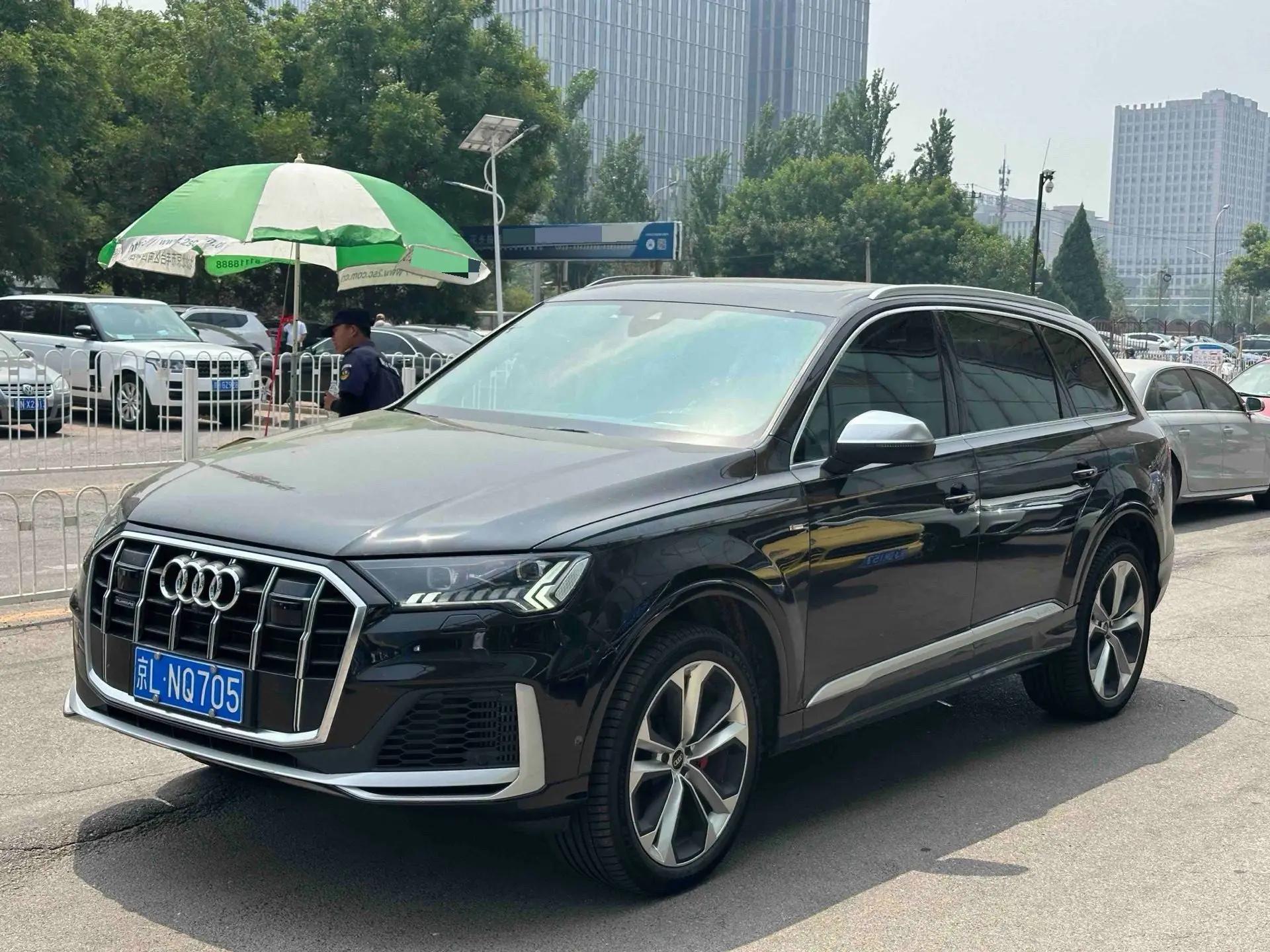 Audi Q7 2022 55 TFSI quattro S line Premium Model