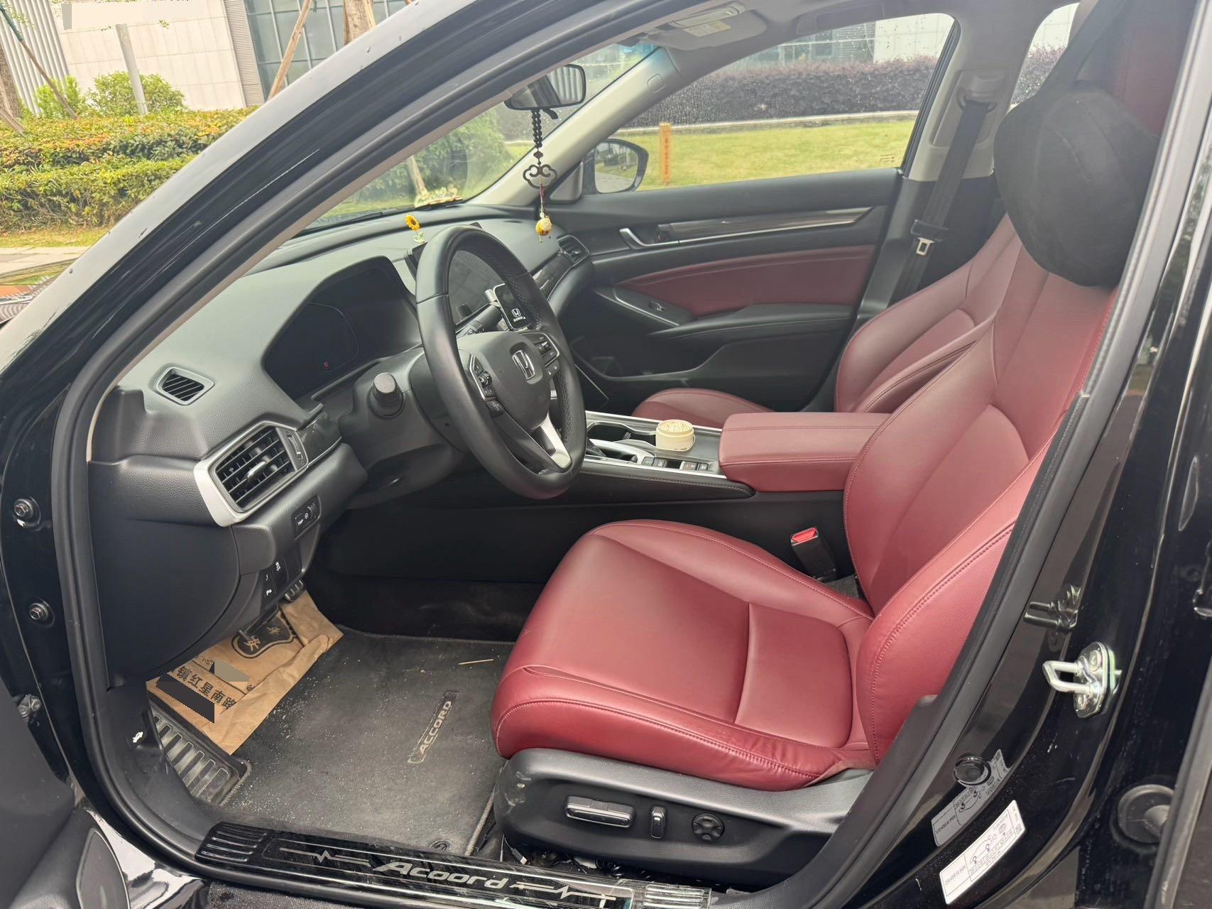 Accord 2022 260TURBO Magic Night Premium Edition 2