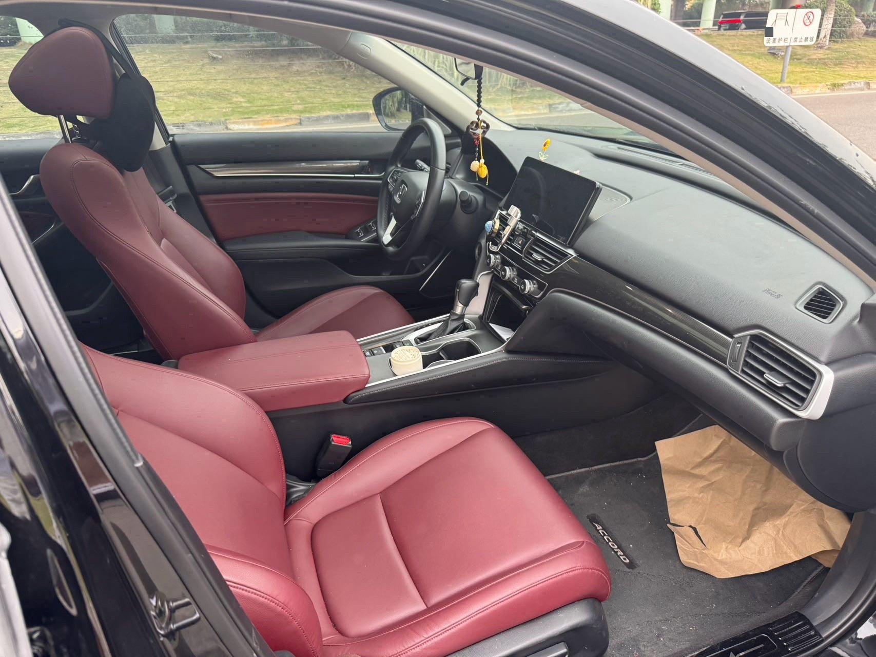 Accord 2022 260TURBO Magic Night Premium Edition 4