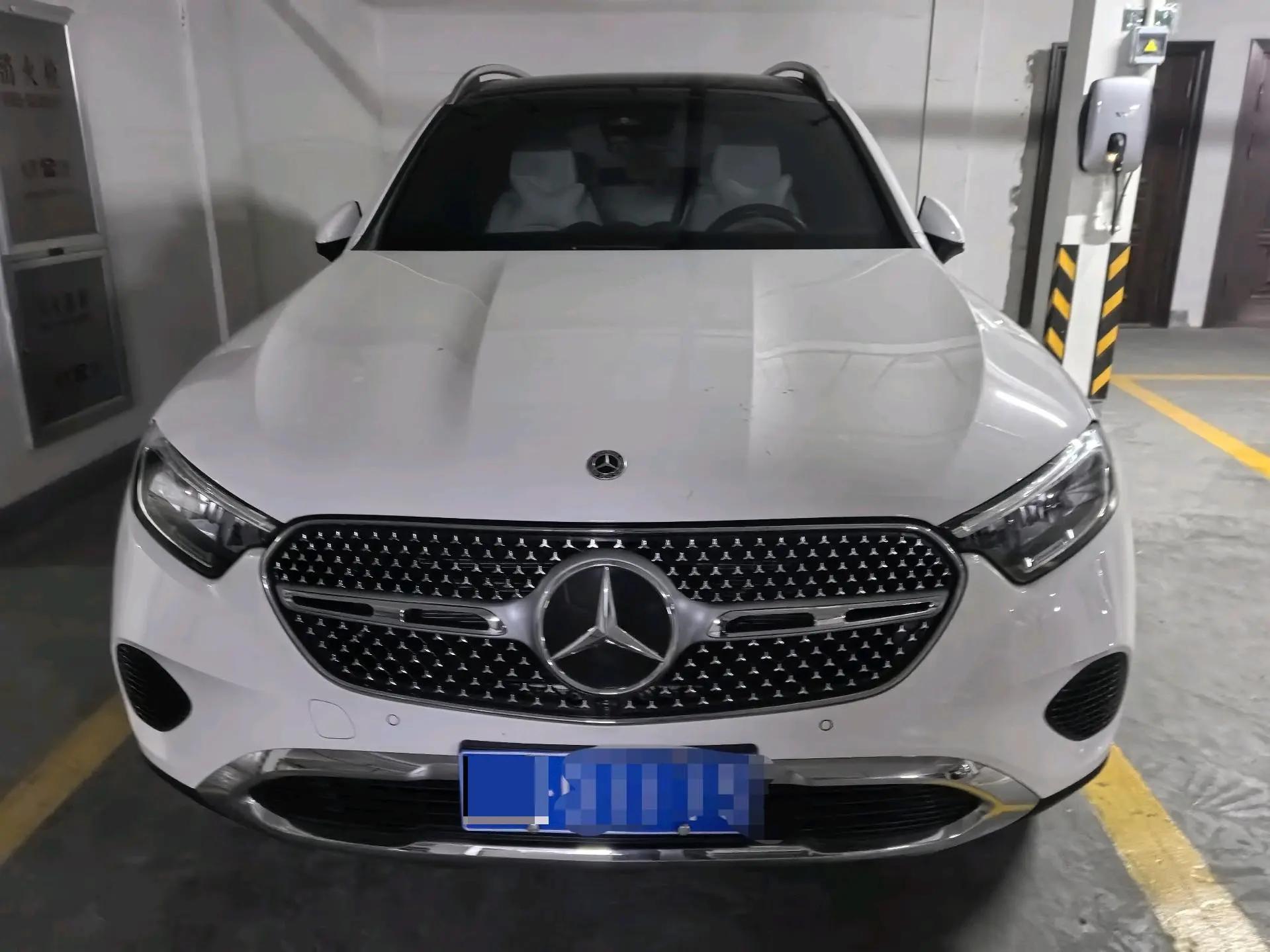 Mercedes Benz 2025 GLC 260 L 4MATIC 48V 2.0T Dynamic 5-seat Automatic Gear 2