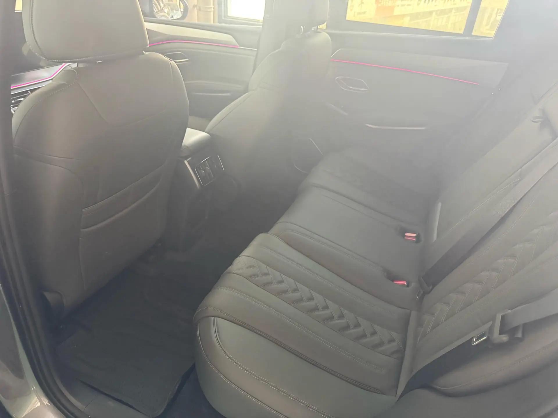 BYD 2025 Song L DM-i 1.5 CVT Intelligent Drive Version 112km Exceed Model Automatic 5