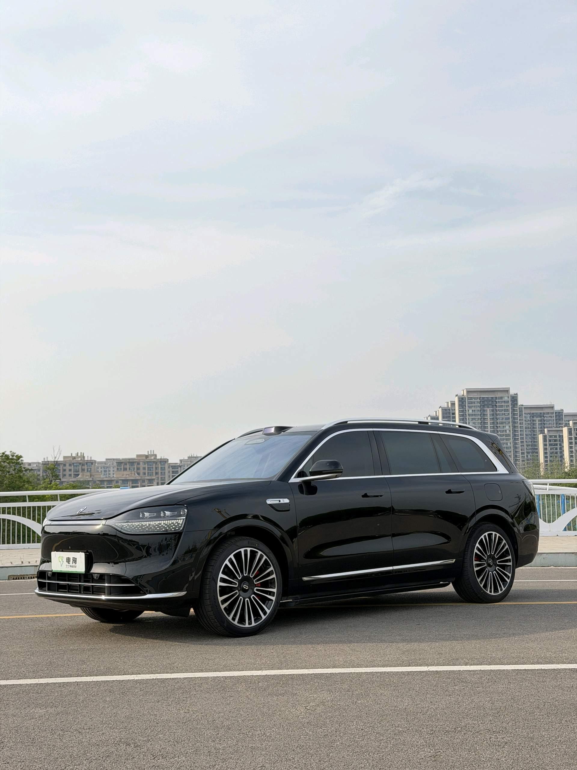 AITO 2025 Model AITO M9 Range-Extended Ultra Version 52kWh 5-Seater Automatic