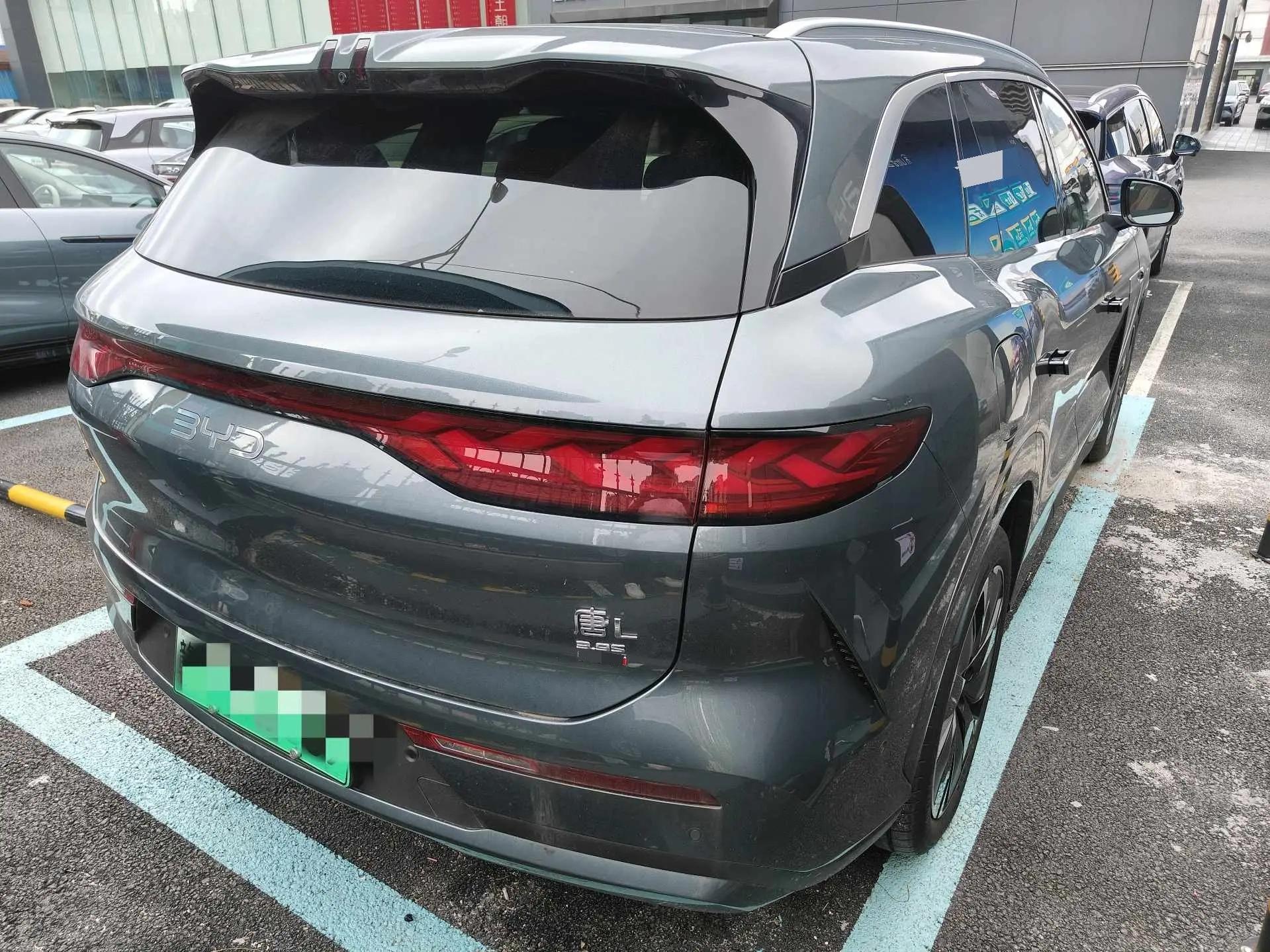 Tang L 2025 EV 600KM four-wheel drive laser Radar flagship 4