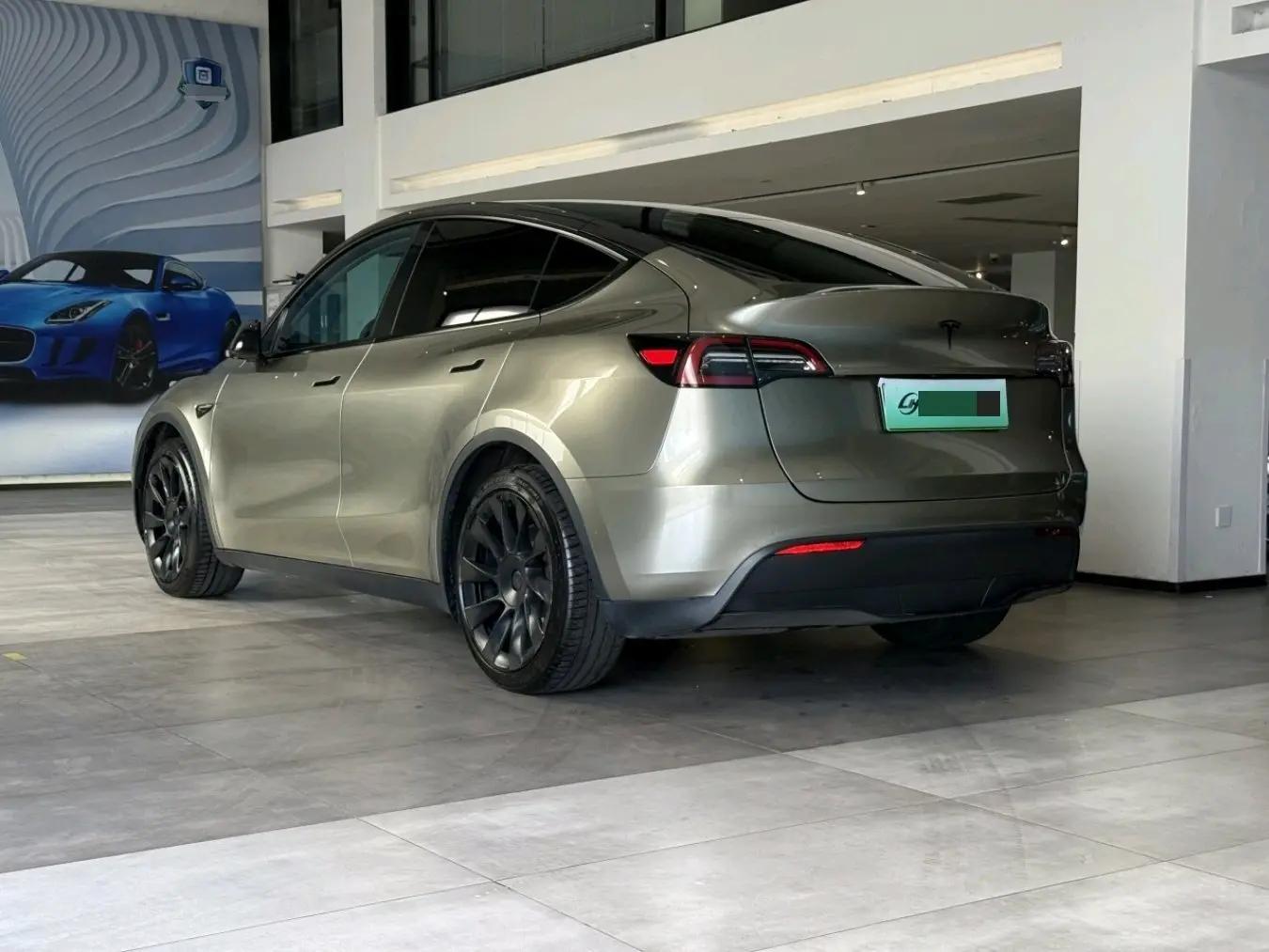 Model Y 2022 rear-wheel drive version 9