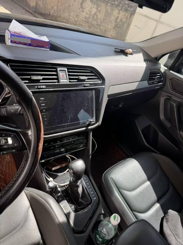 Tiguan L New Energy 2021 430PHEV Plug-in Hybrid Premium Edition 4
