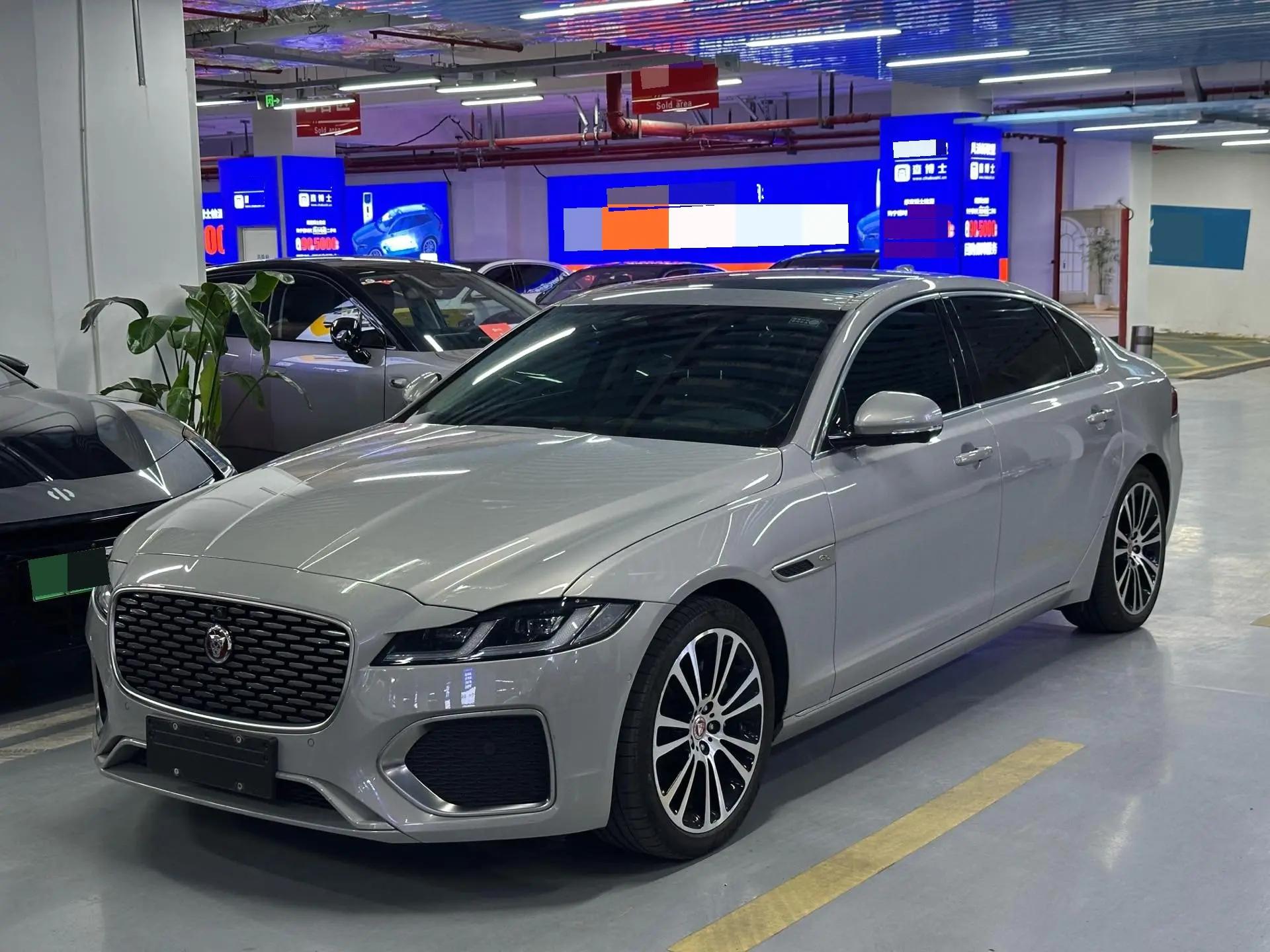 Jaguar XFL 2024 2.0T P 12500.00g Drive Premium Deluxe Edition