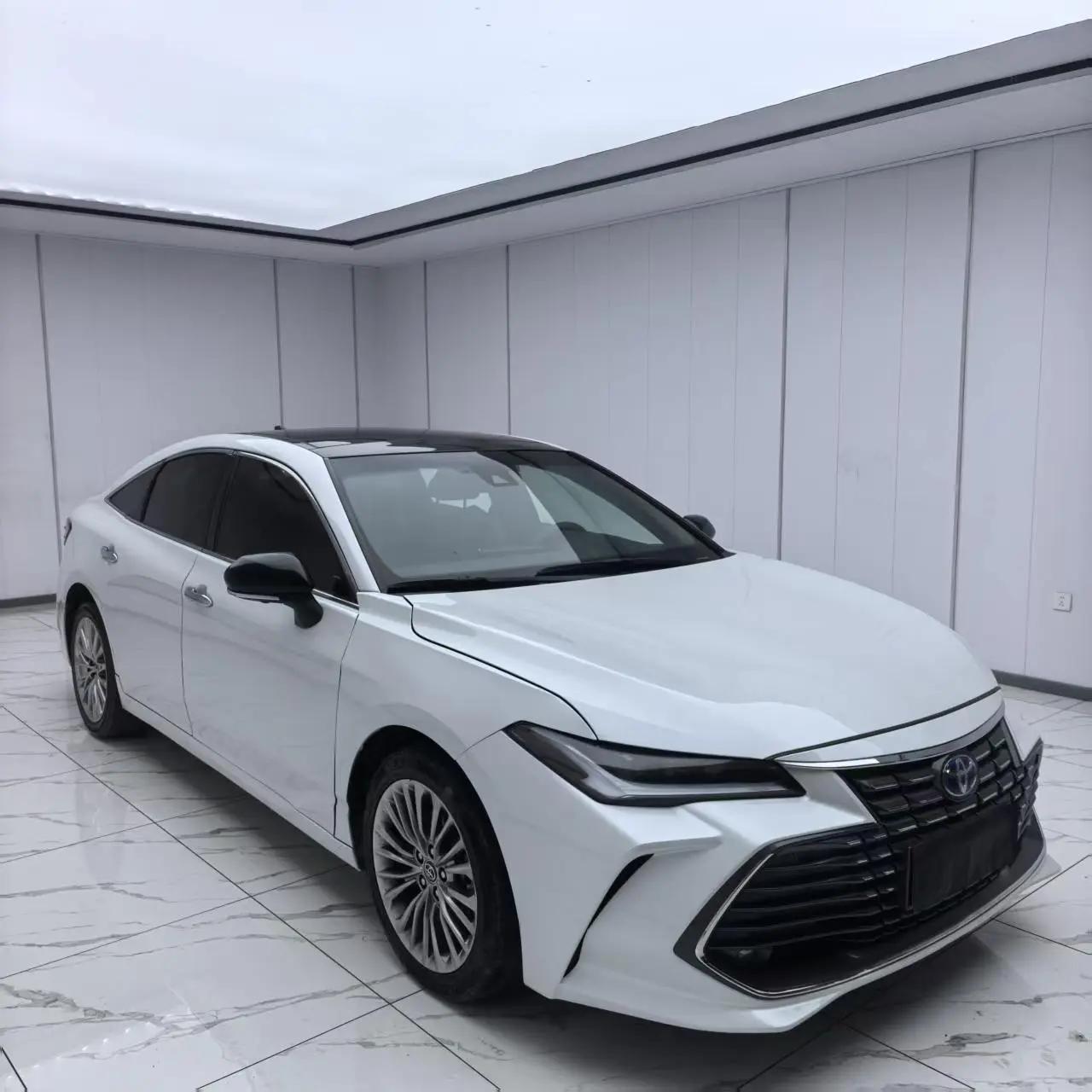 Toyota 2023 Asian Dragon Double Engine 2.5 Stepless XLE Premium Automatic Gear 3