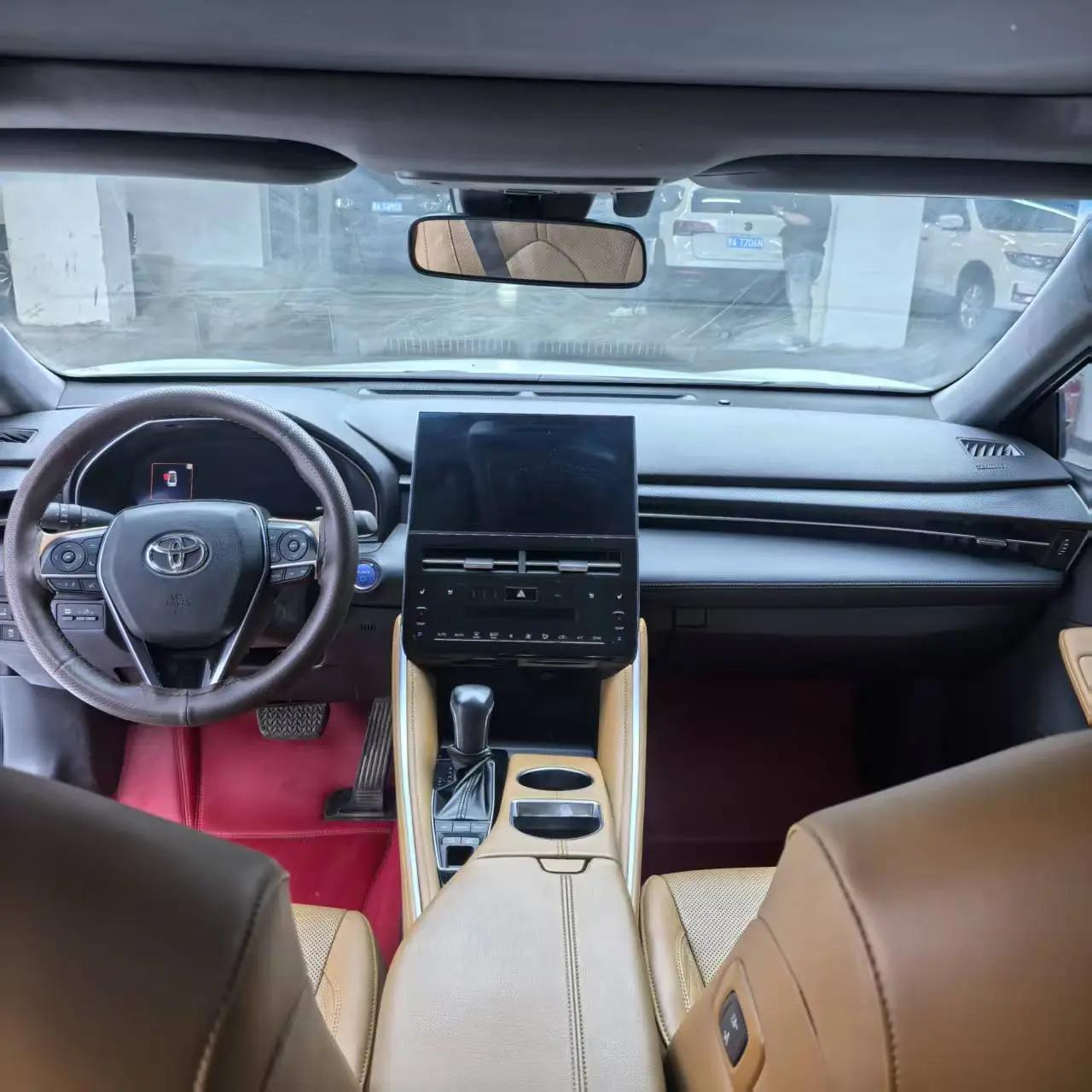 Toyota 2023 Asian Dragon Double Engine 2.5 Stepless XLE Premium Automatic Gear 6