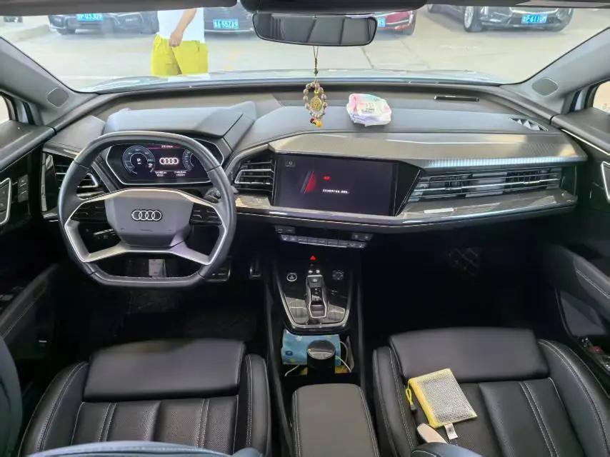 Audi 2023 Q4 e-tron 40 Exploration Edition Automatic 9