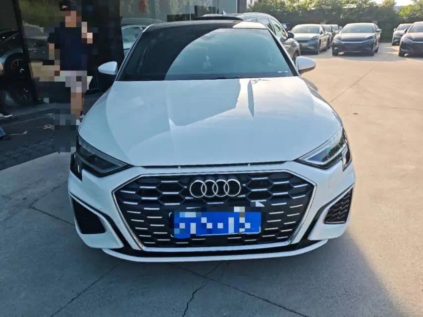 Audi A3 2022 Sportback 35 TFSI Deluxe Elegant 2