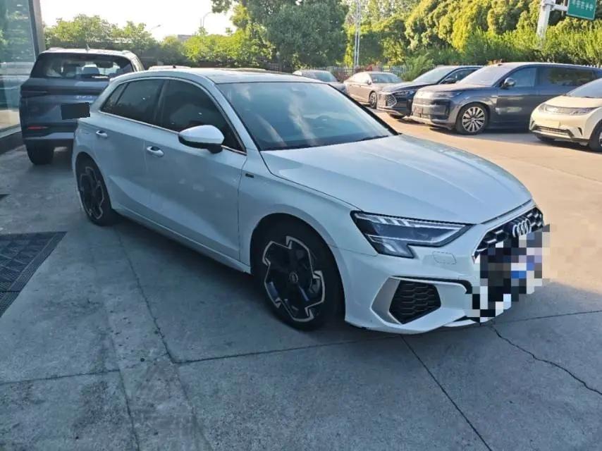 Audi A3 2022 Sportback 35 TFSI Deluxe Elegant 3