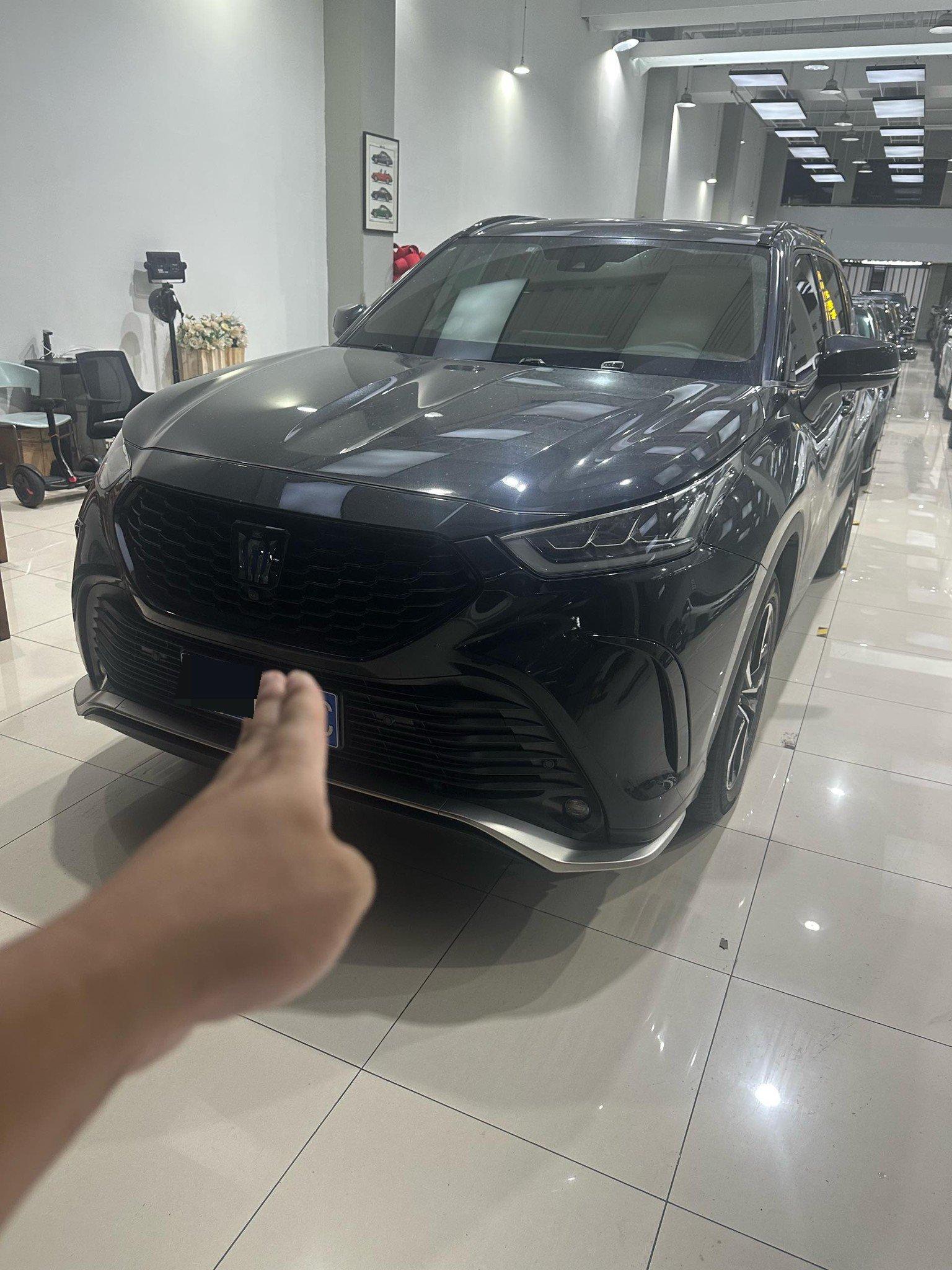 Crown Land Release 2022 2.5L HEV 4-wheel Drive Premium Edition