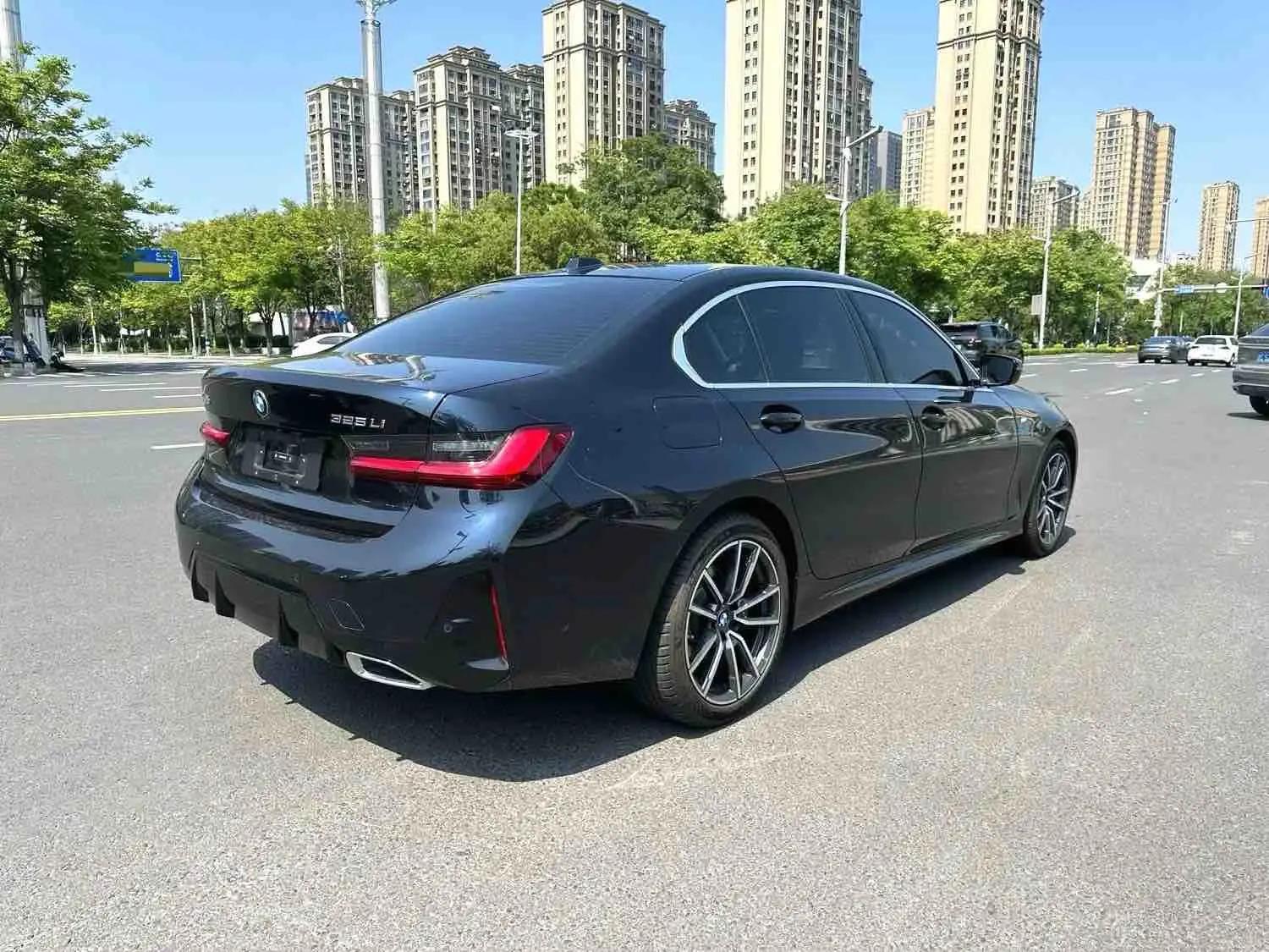 BMW 3 Series 2025 Model 325Li 2.0T M Sport Package Automatic 7