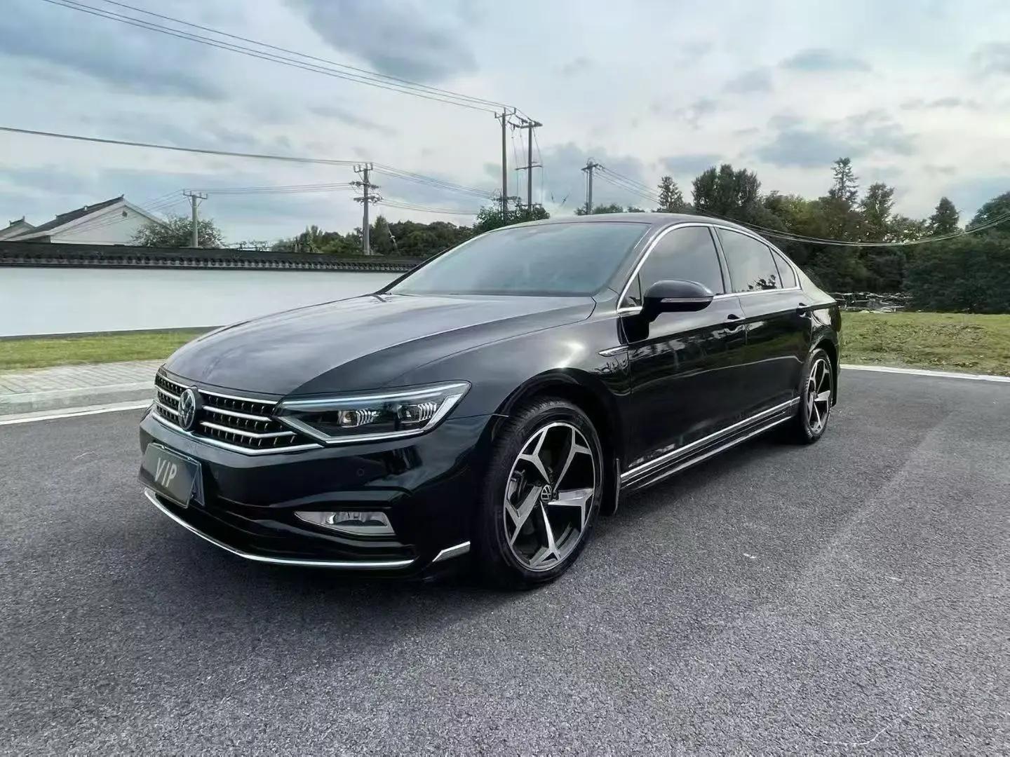 Magotan 2022 330TSI DSG Basic