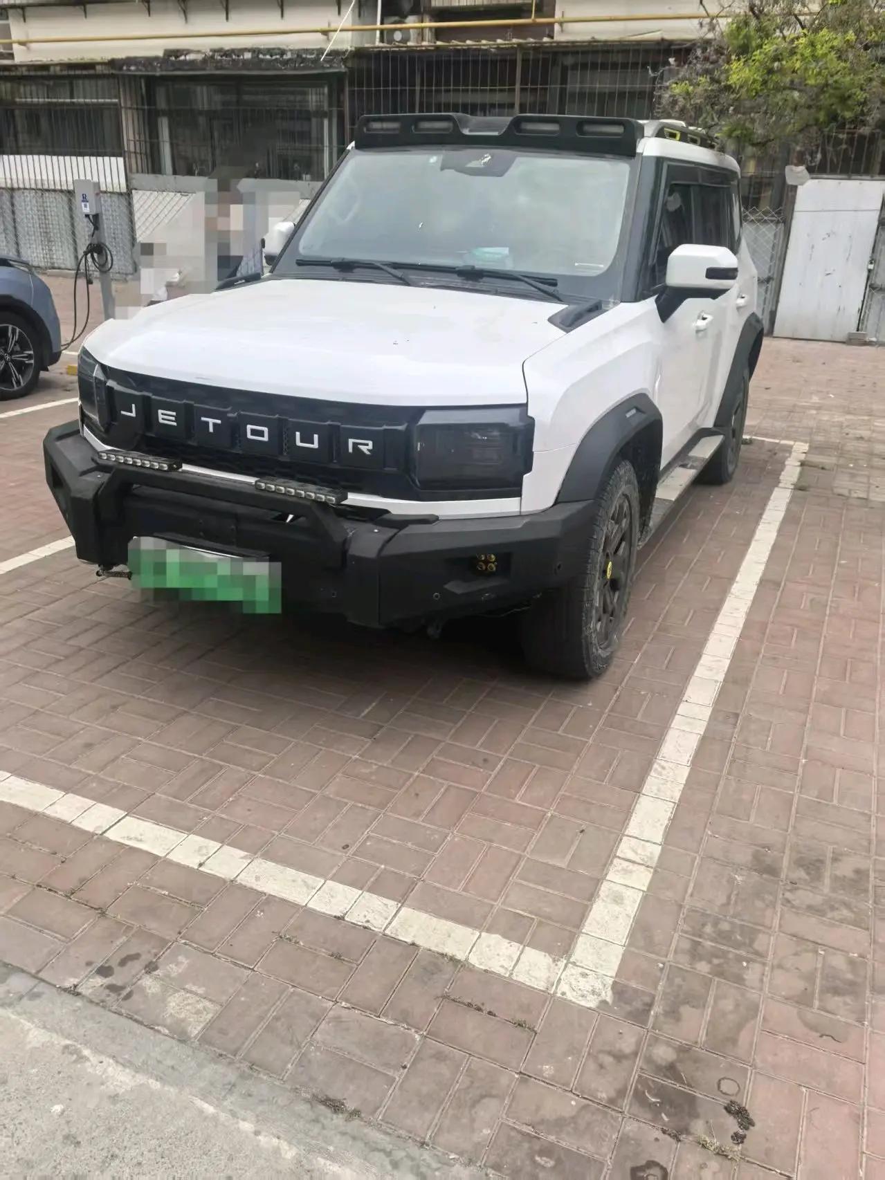 打开图片灯箱:Jetour 2024 ShanHai T2 C- DM 1.5T 206KM 4-wheel drive mountain version automatic gear