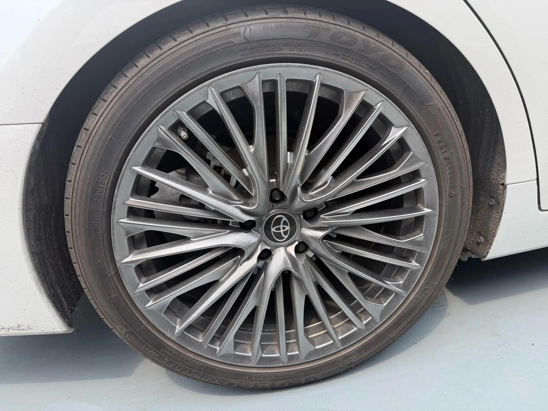 Toyota 2024 Asian Dragon Dual Engine 2.0 CVT Luxury Edition Automatic 10