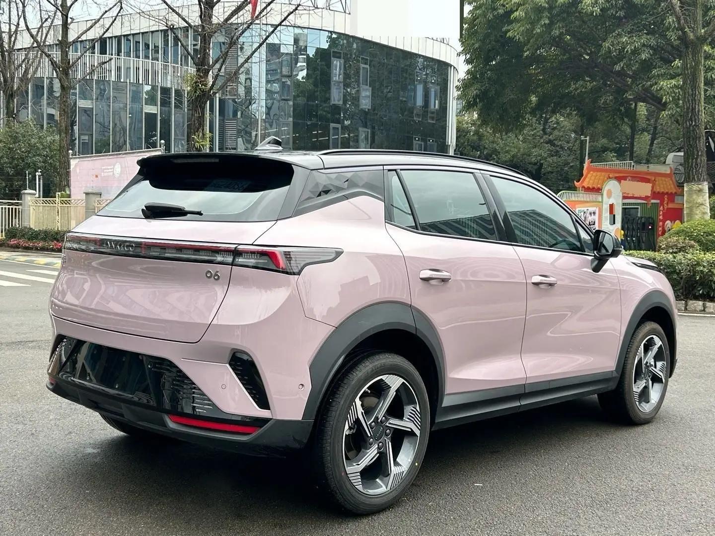 LYNK&amp;CO 06 2023 Remix 1.5T Hero 3