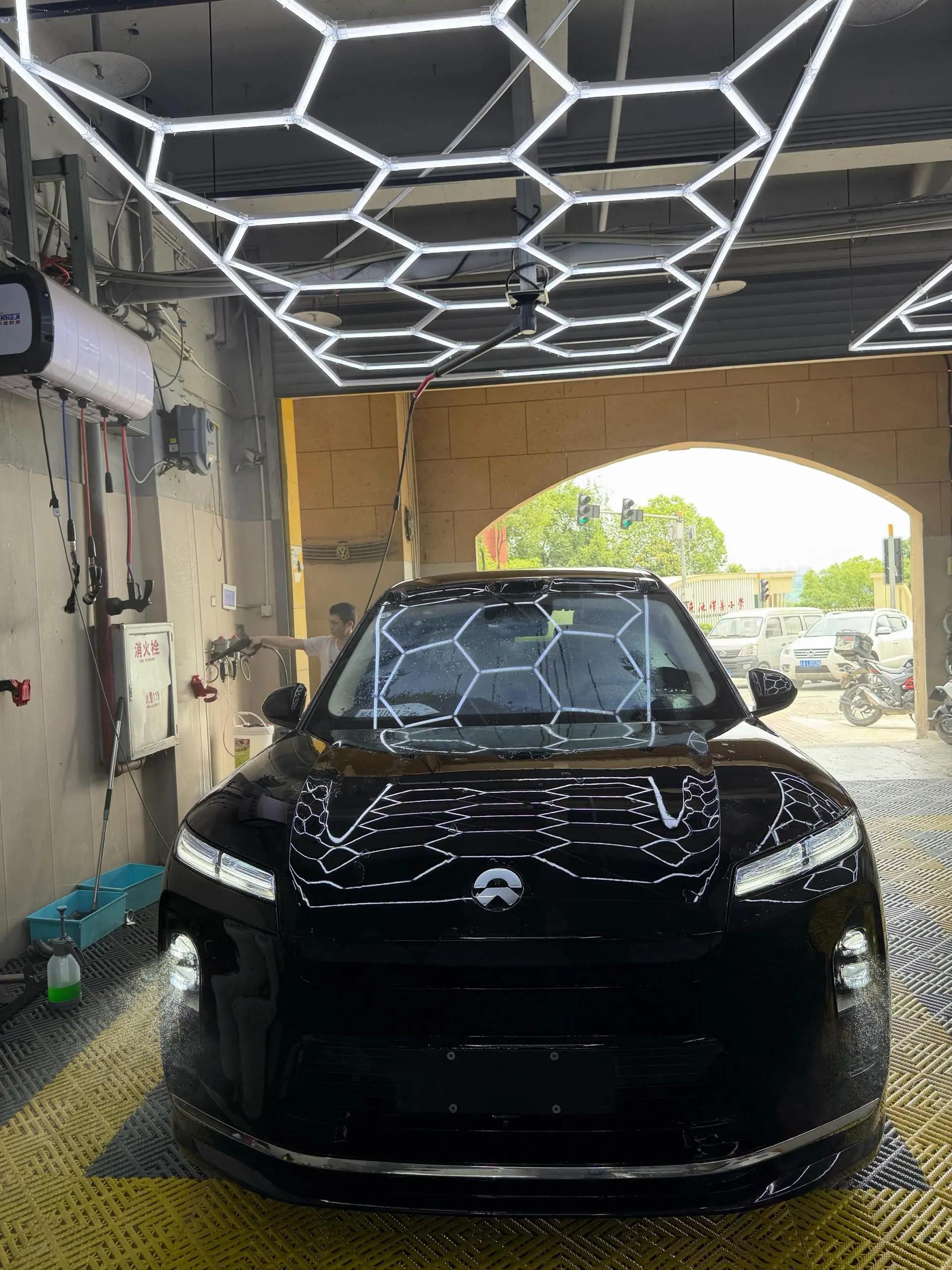 NIO 2026 ES8 6-Seater Executive Luxury Edition Automatic 2