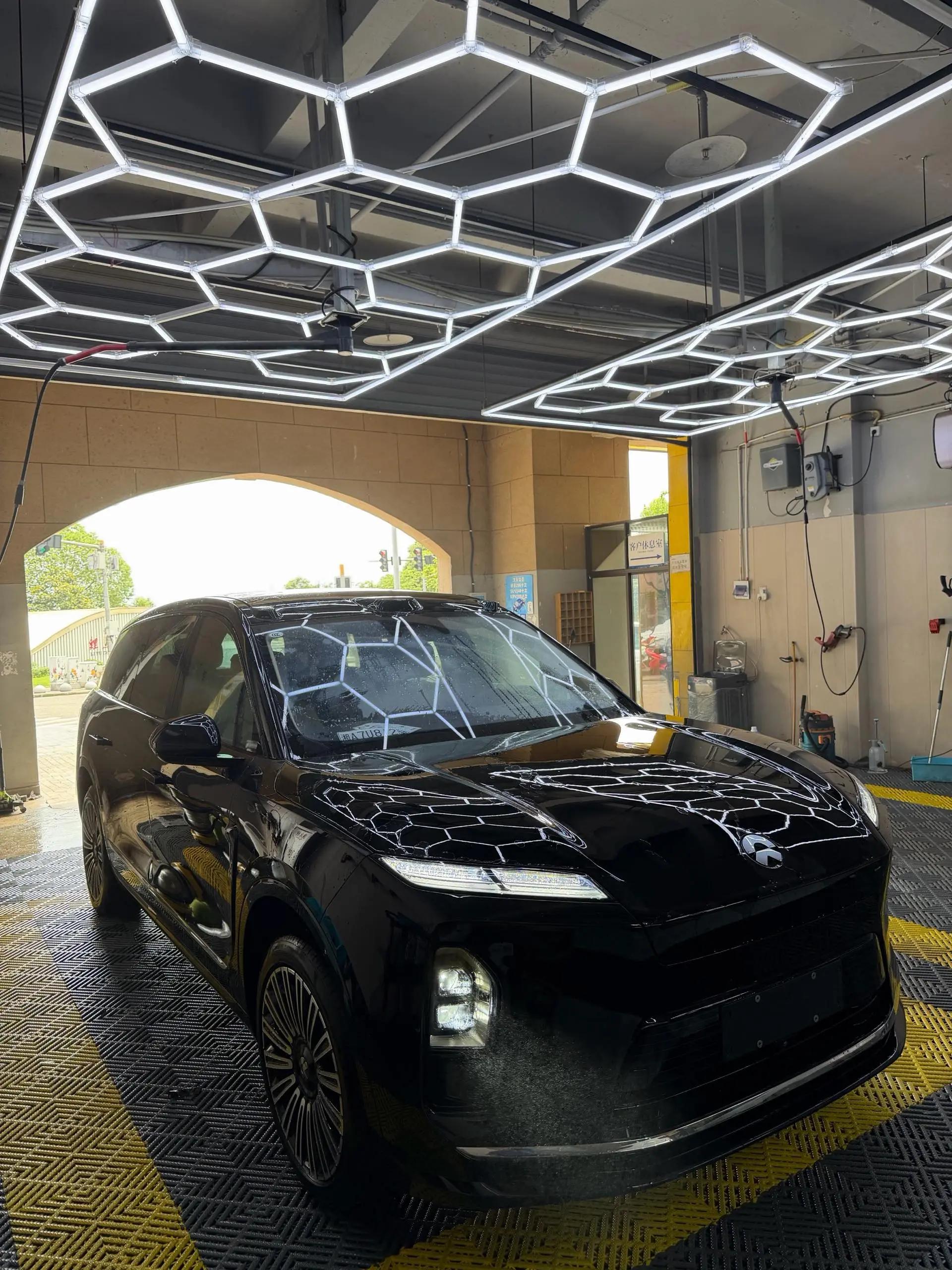 NIO 2026 ES8 6-Seater Executive Luxury Edition Automatic 3