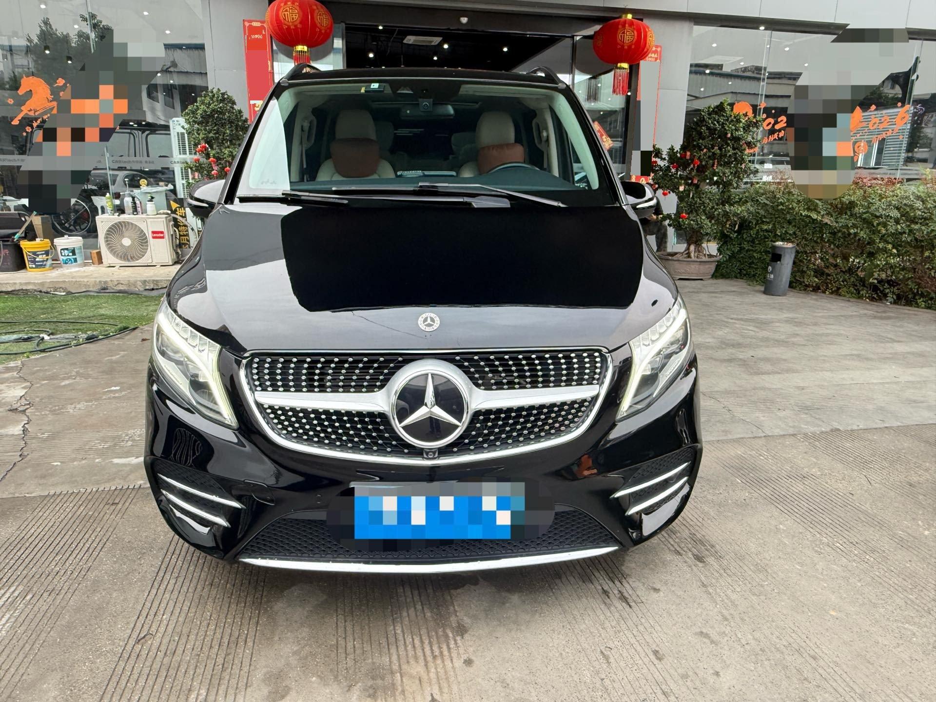 Mercedes Benz V 2022V 260 2.0T Premium Edition Automatic Gear 2