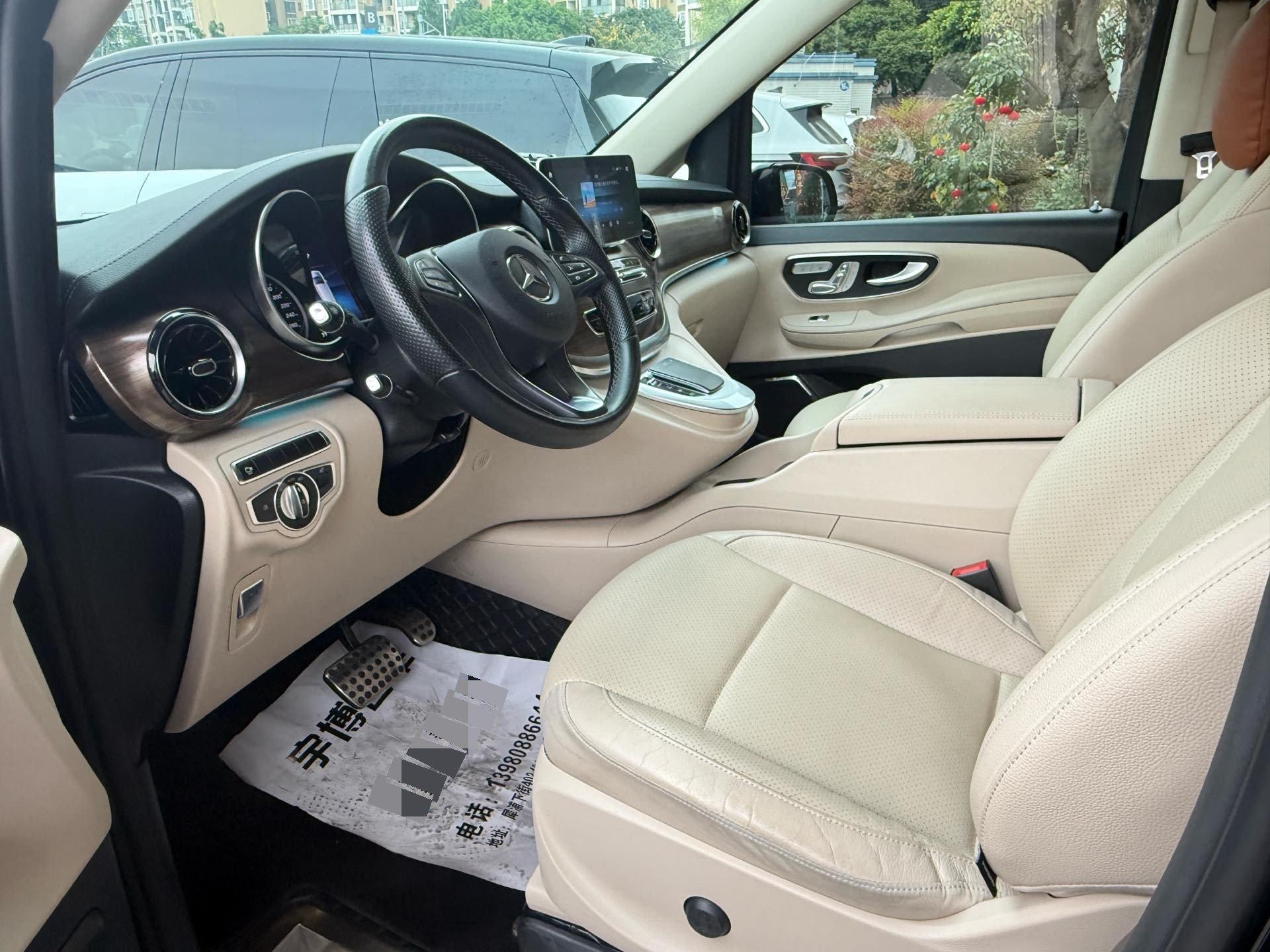 Mercedes Benz V 2022V 260 2.0T Premium Edition Automatic Gear 7