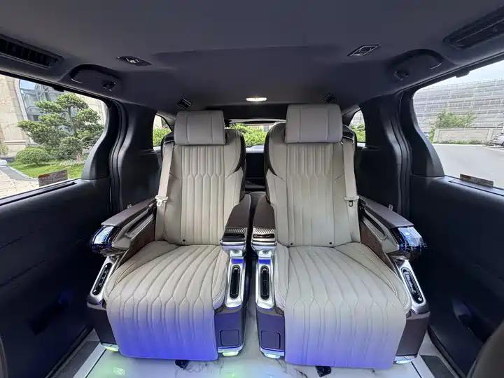 Sana SIENNA 2023 2.5L Hybrid Premium Edition 16