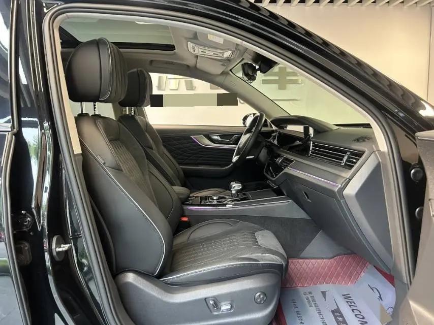 HongQi HS5 2019 2.0T Zhilian Flag Edition 3