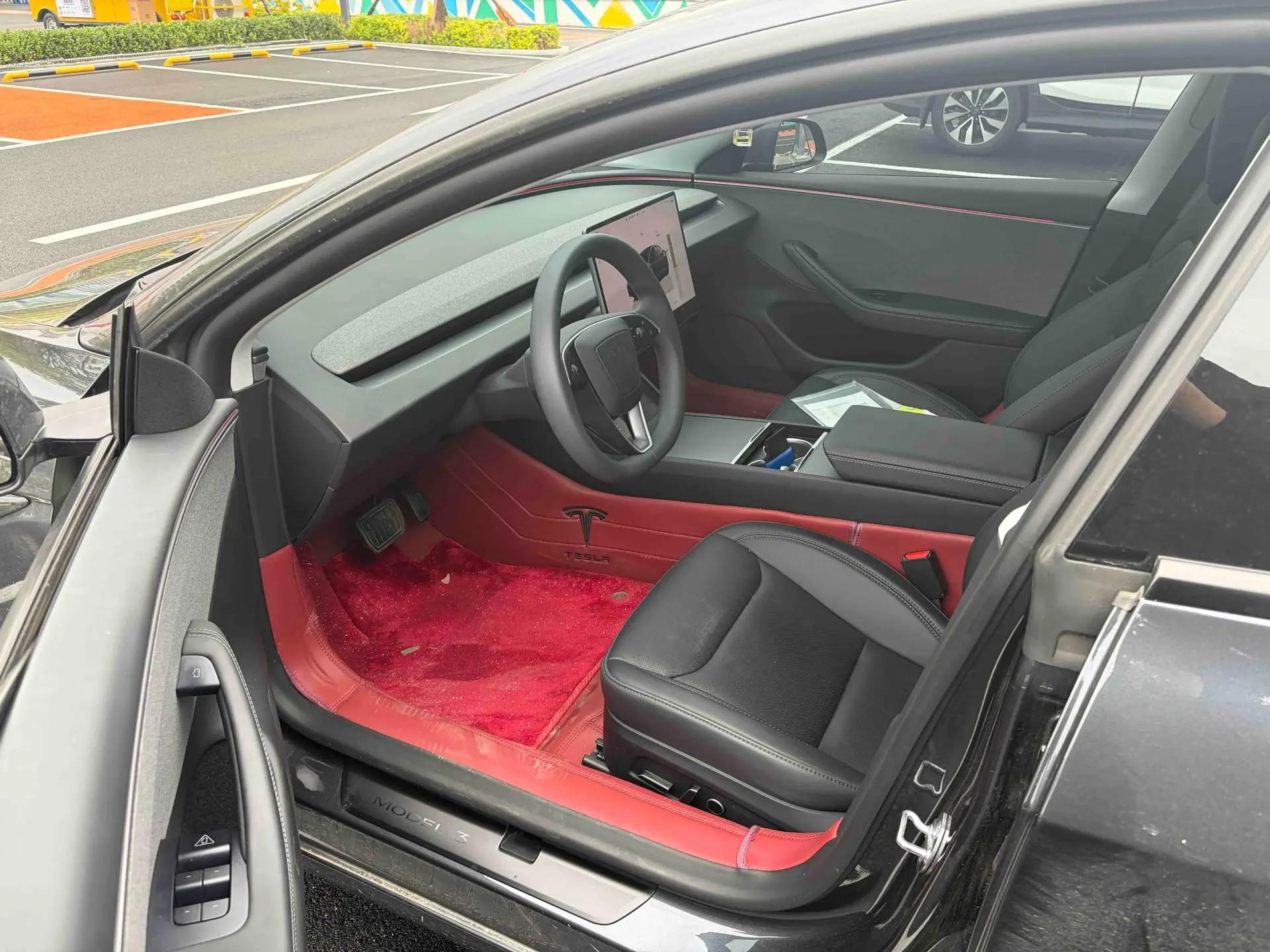 Tesla 2025 Model 3 Rear-Wheel Drive Automatic 2