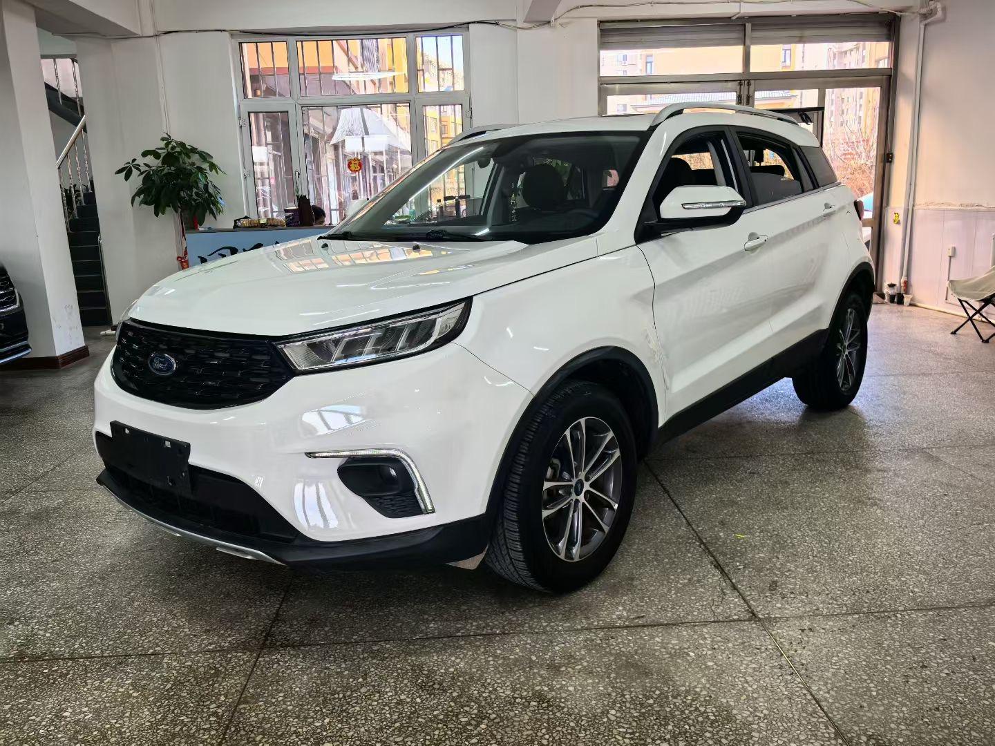 Boundary 2019 EcoBoost 145 CVT Platinum Collar National V