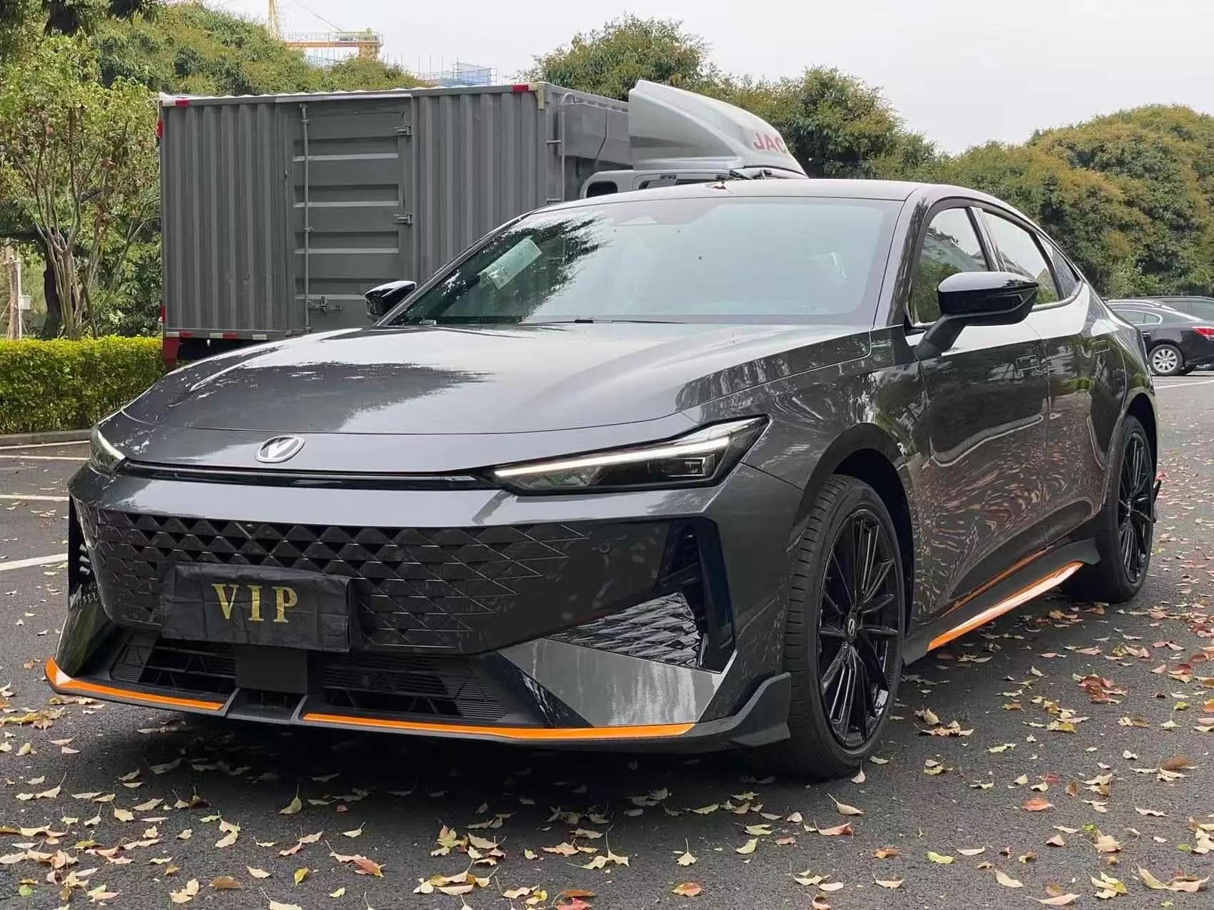 Open image lightbox: ChangAn 2024 UNI-V 1.5T Prestige Sports Automatic